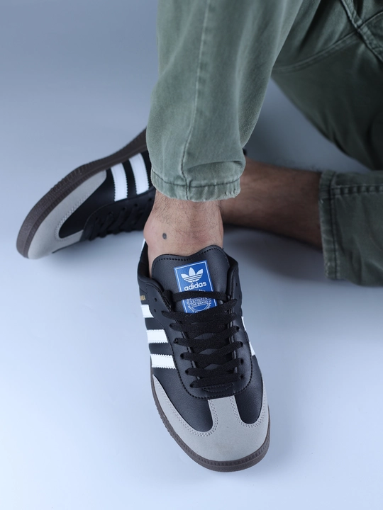 Кроссовки Adidas, unisex, размеры от 36-45