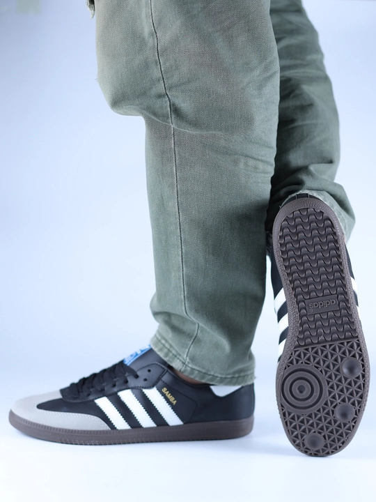 Кроссовки Adidas, unisex, размеры от 36-45