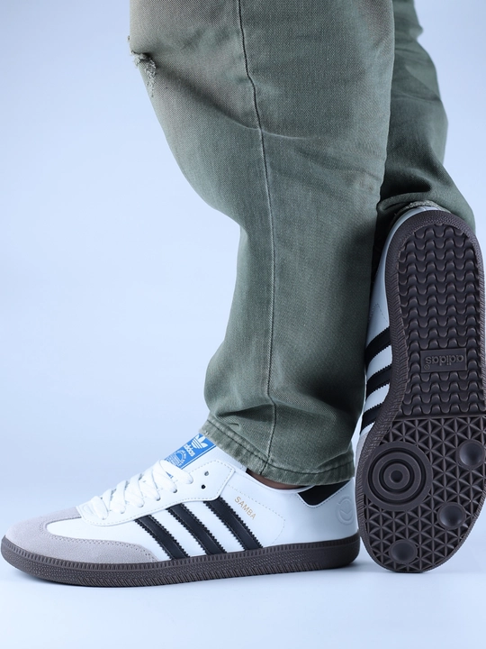 Кроссовки Adidas, unisex, размеры от 36-45