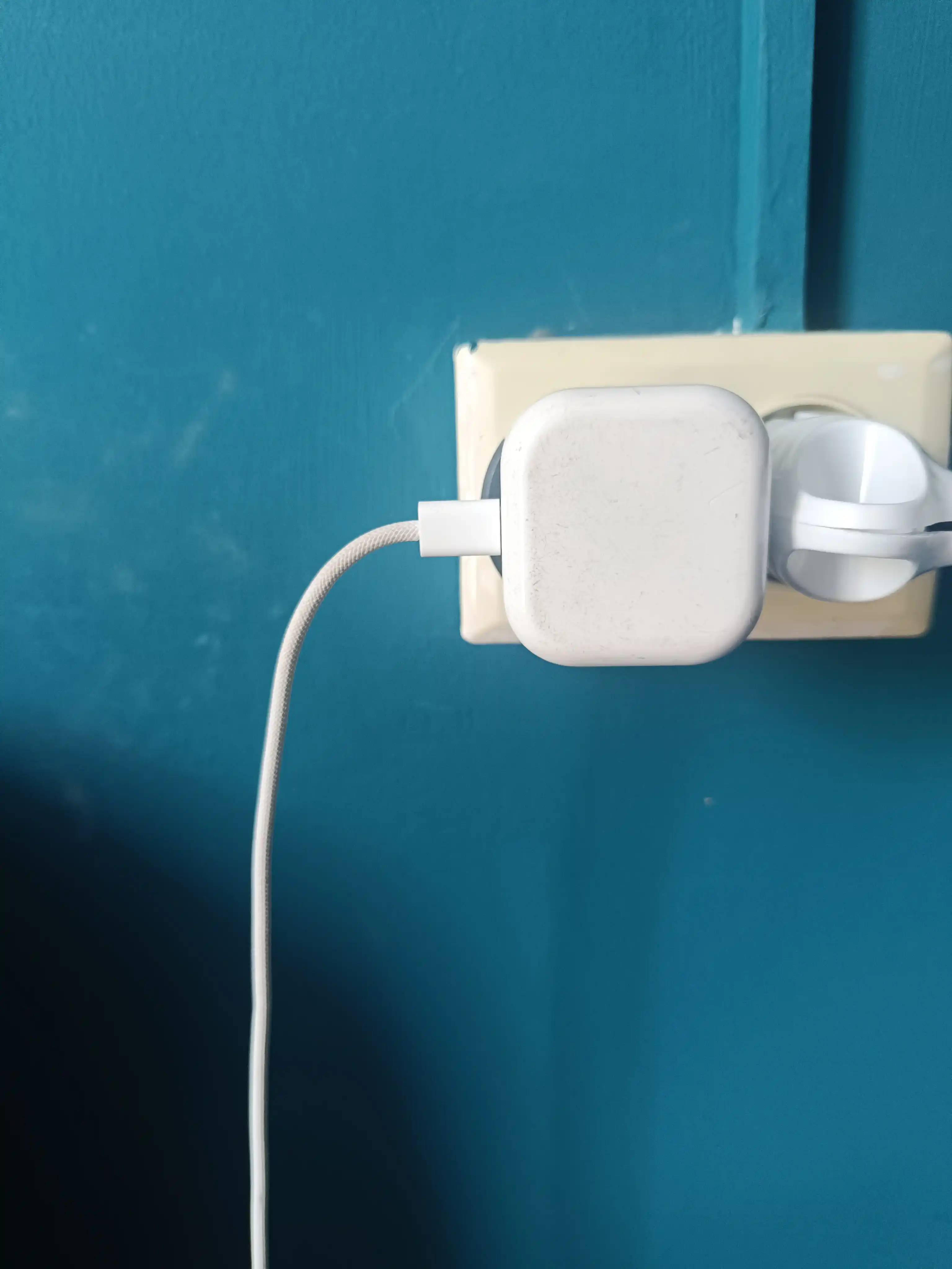 Адаптер питания USB Type C мощностью 20 Вт для iPhone