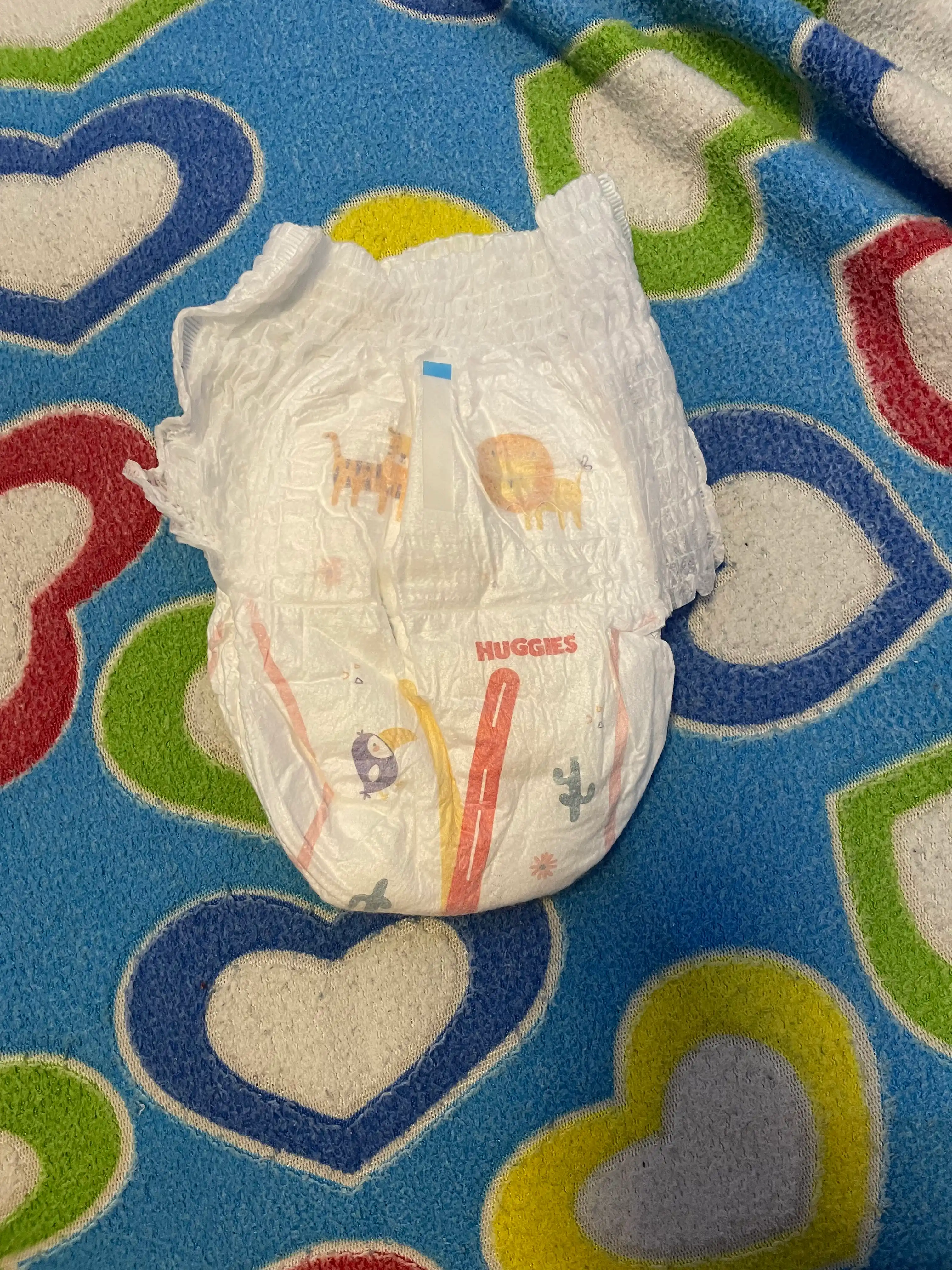 Huggies Dry Expert 6 XXL o‘lchamli trusikli tagliklar, 15-25 kg, 28 dona