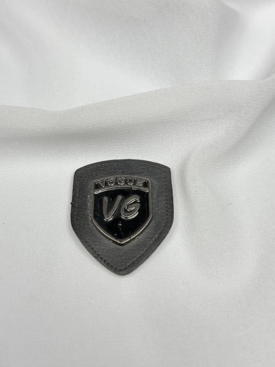 Erkaklar va ayollar uchun metall emblem, etiketka, kashta tikish
