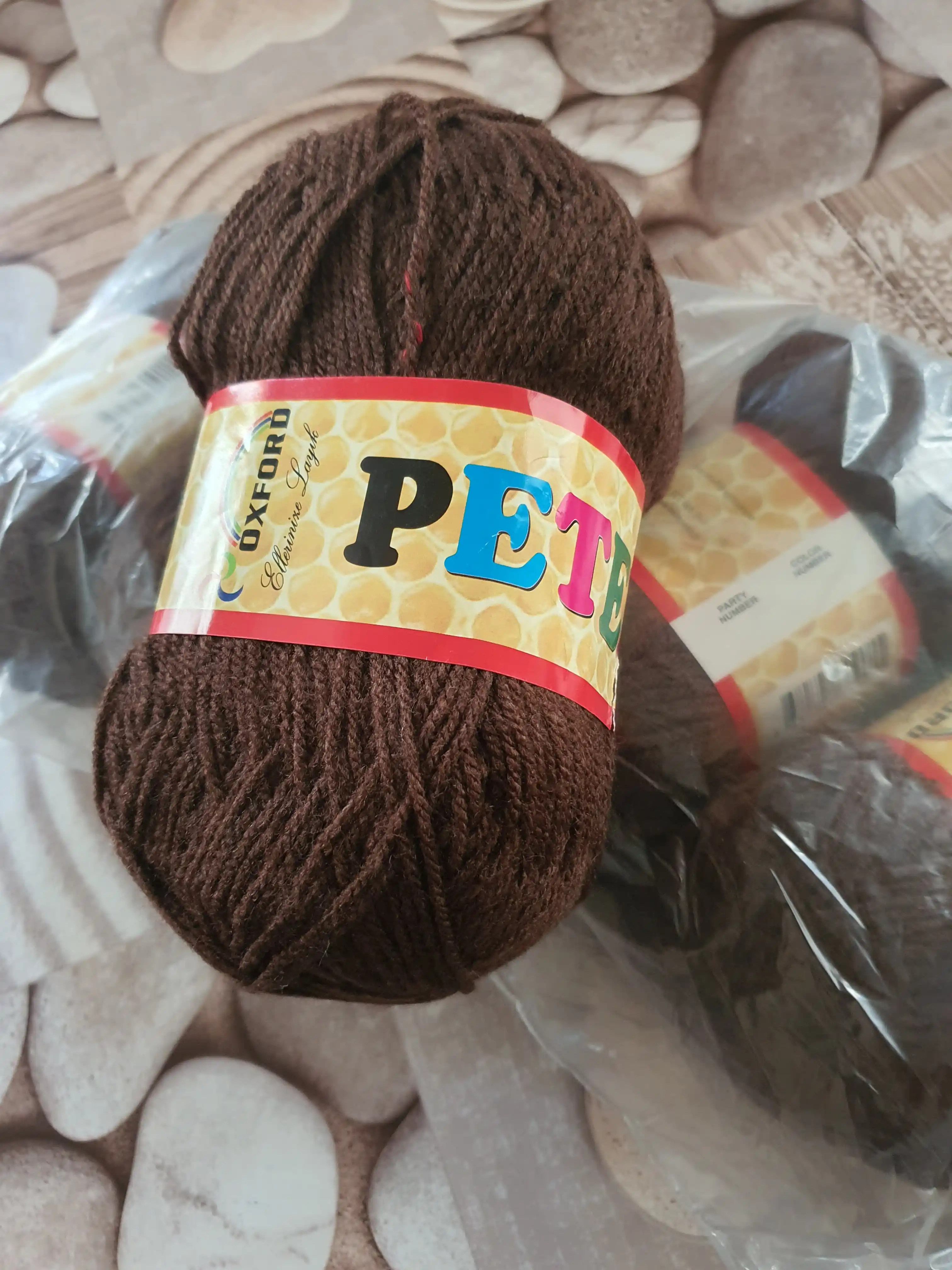Пряжа petek - 300 м, 100 г, 100% акрил, 1 шт. в упаковке