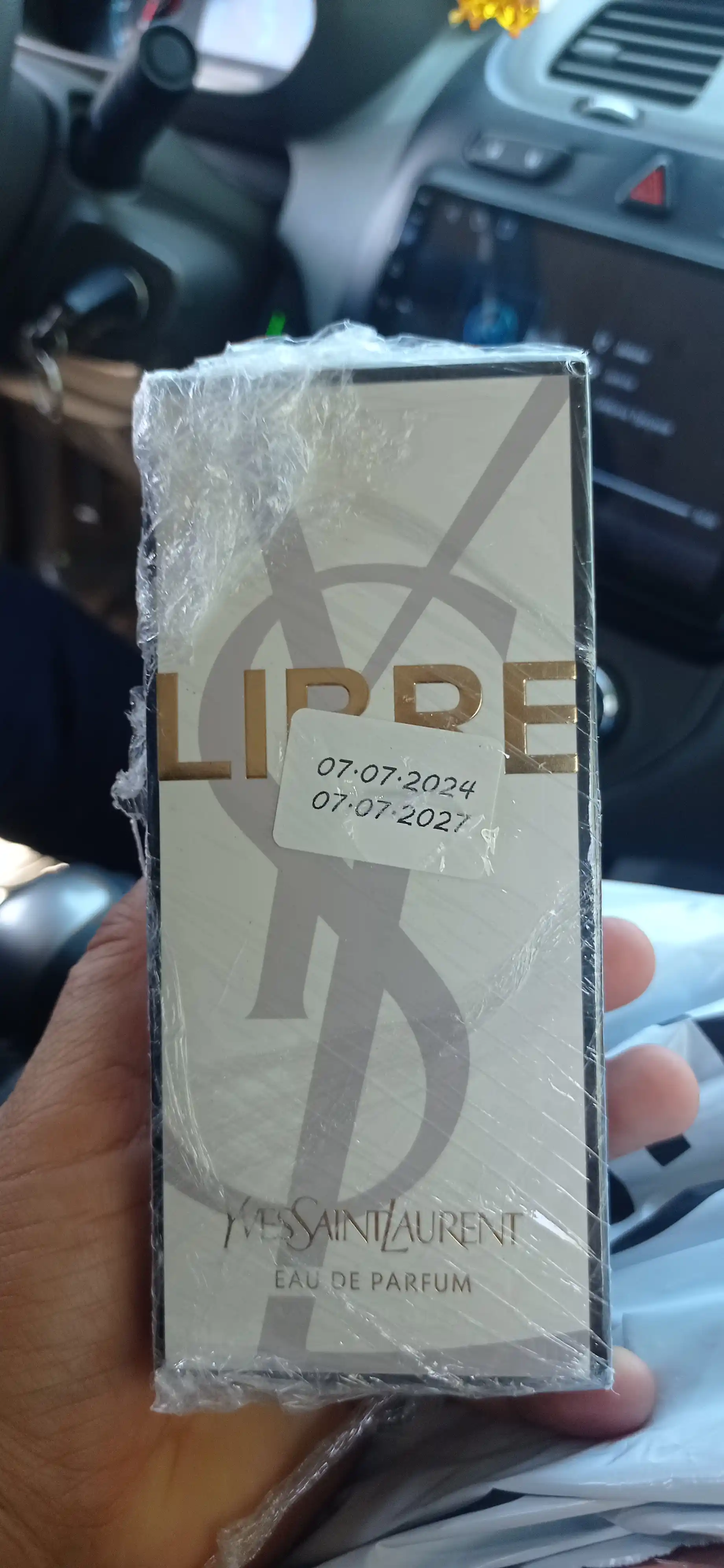 ЛИБРЕ женские духи, LIBRE Yves Saint Laurent, YSL Libre eau de parfum