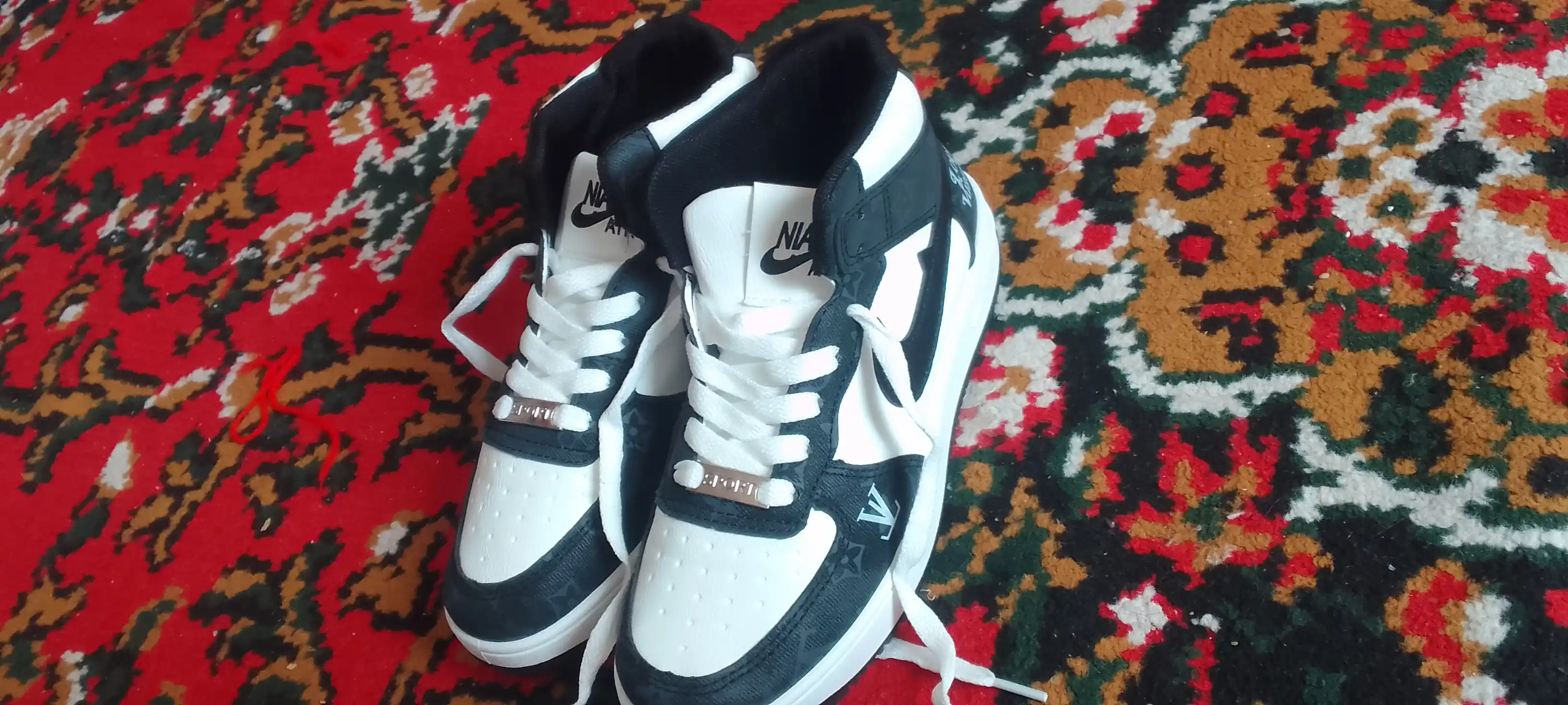 Kundalik krossovkalar, ayollar, erkaklar uchun NIKE JORDAN