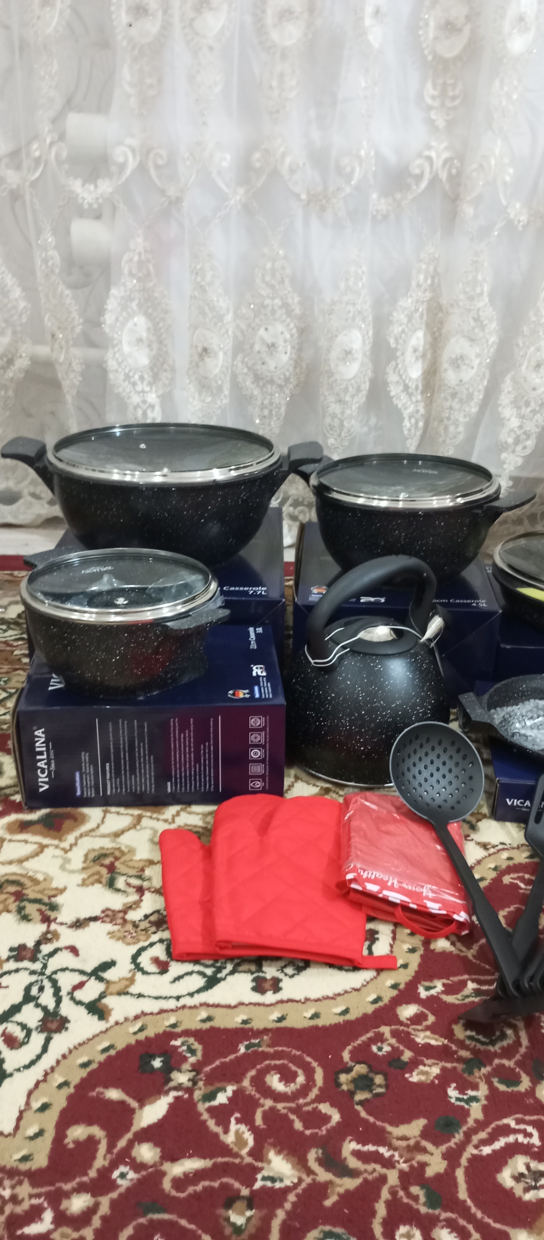 Vicalina kastryulkalar to‘plami idish-tovoq va qozonlar to‘plami
