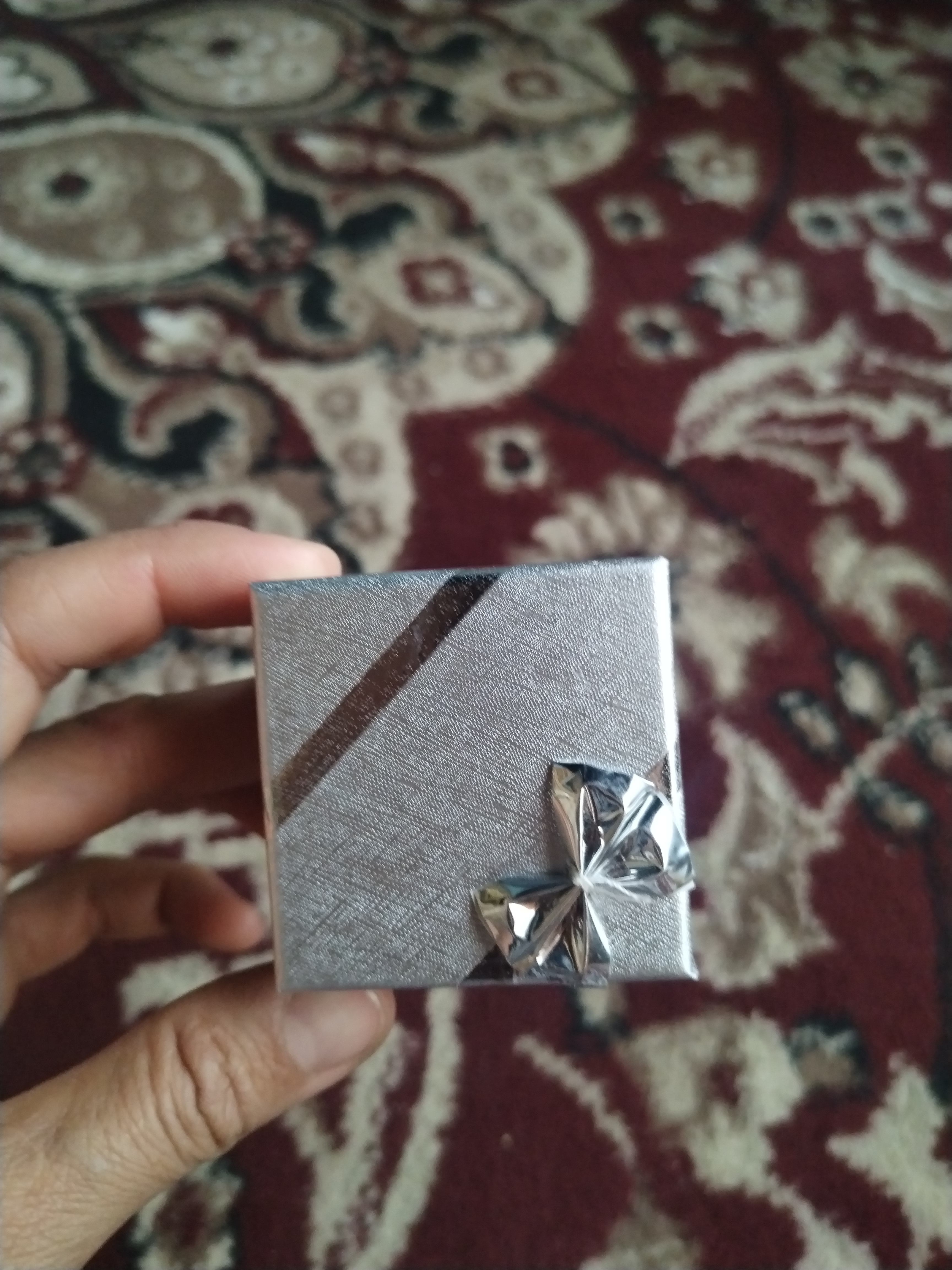 Ayollar va erkaklar uchun nikoh uzugi, kumushdan, Sumayya Silver