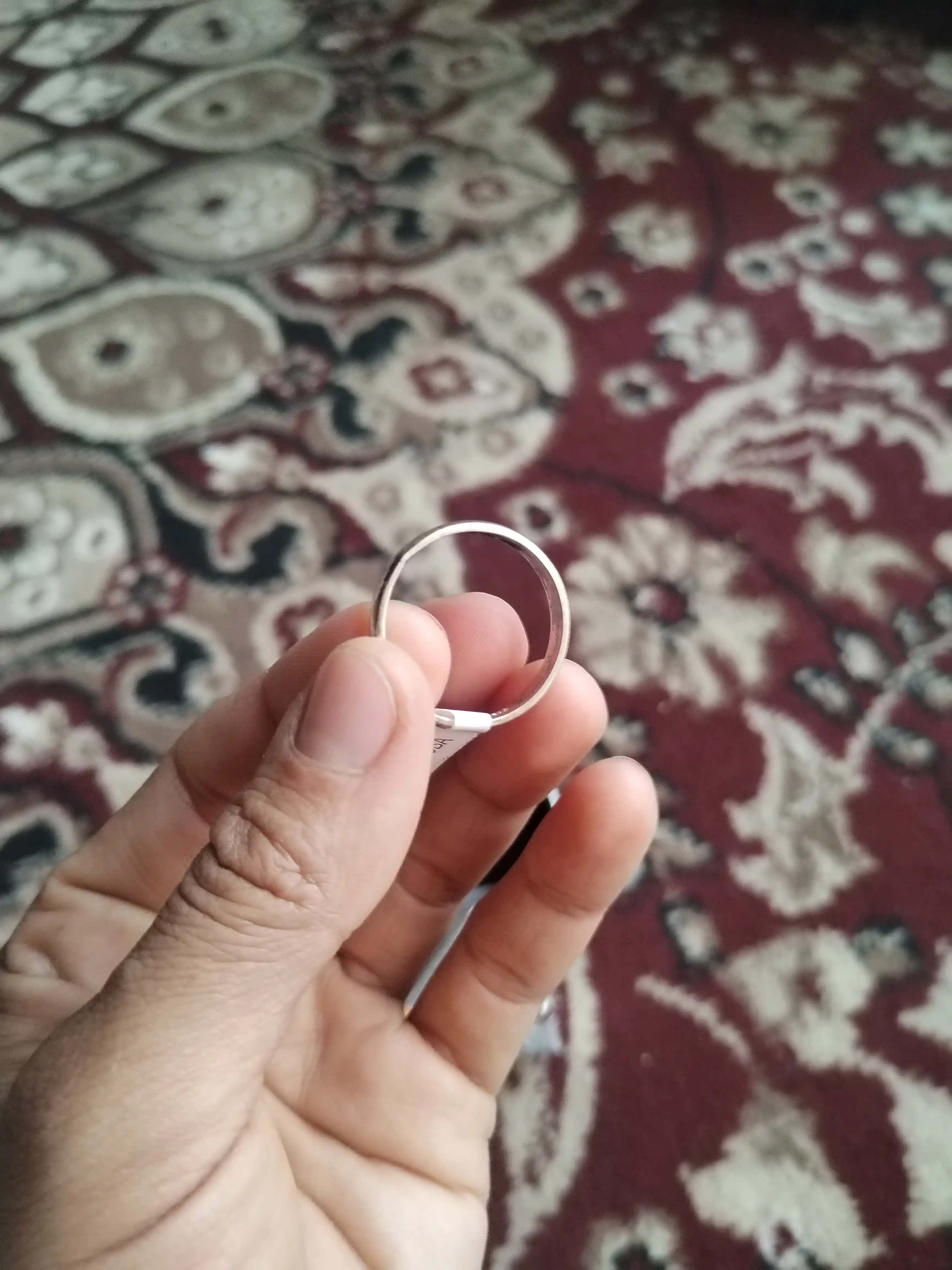 Ayollar va erkaklar uchun nikoh uzugi, kumushdan, Sumayya Silver