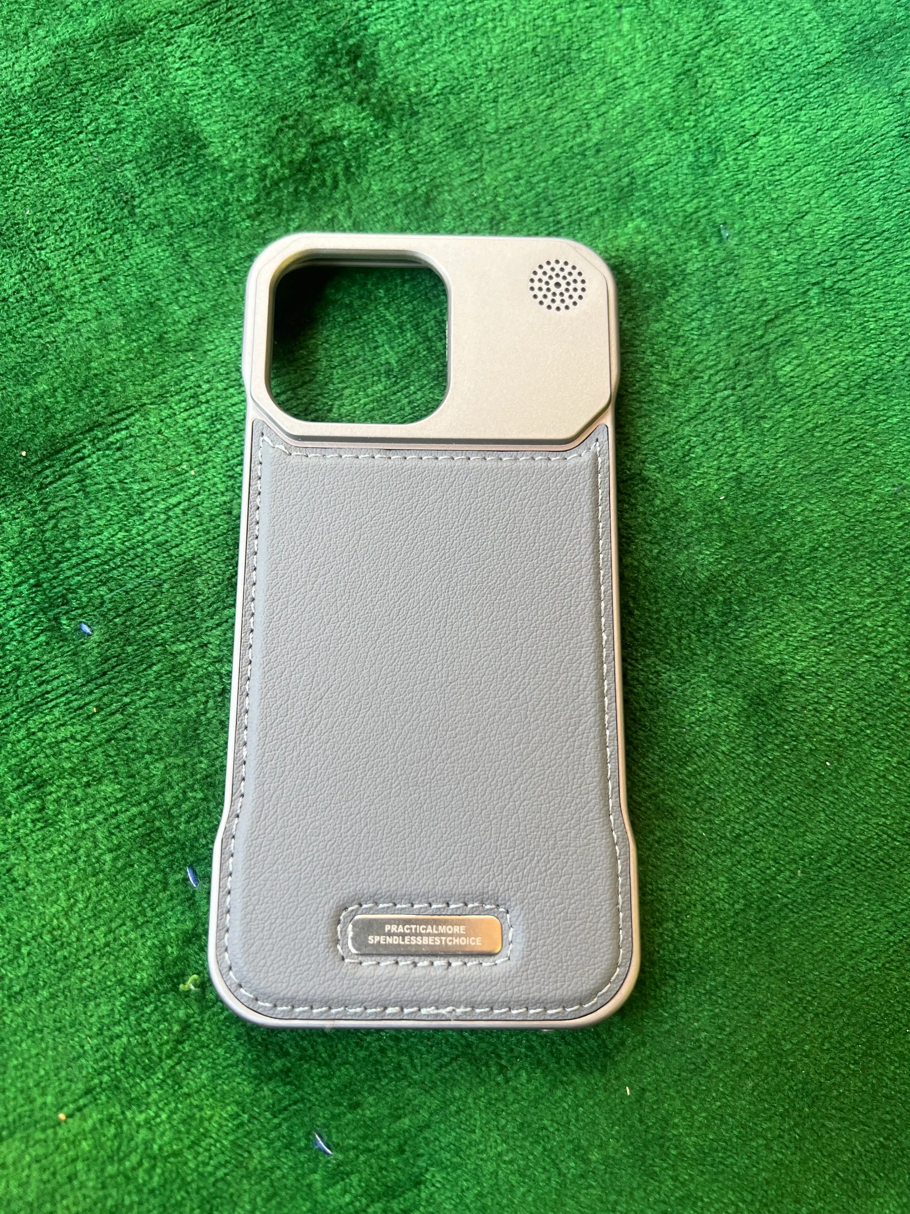 Zamonaviy chexol iPhone, 12,13, 14, 15, 16 Pro/Pro Max uchun metall, ekologik charm