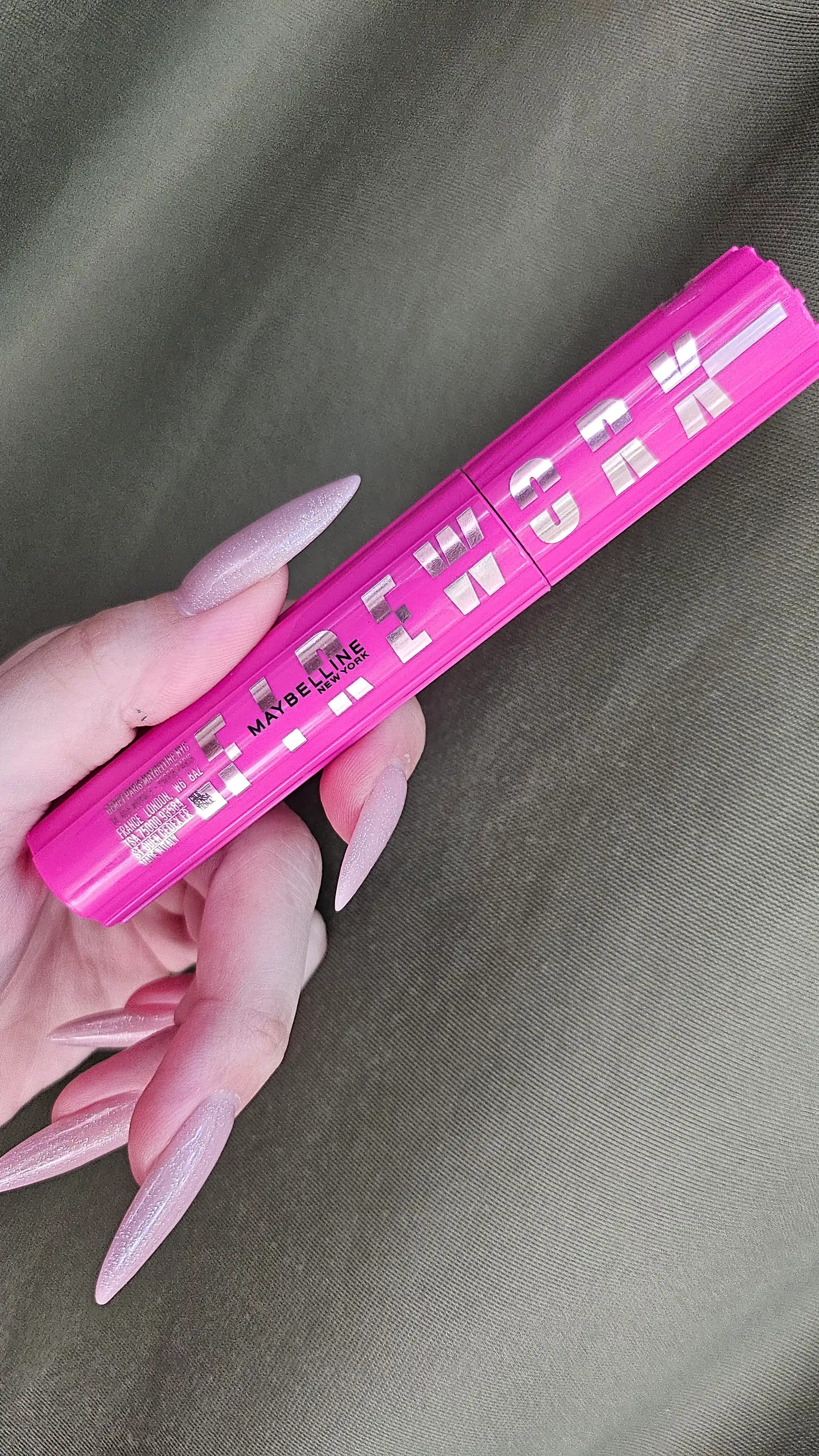 Kipriklar uchun tush Maybelline Lash Sensational Firework, qora, 10 ml