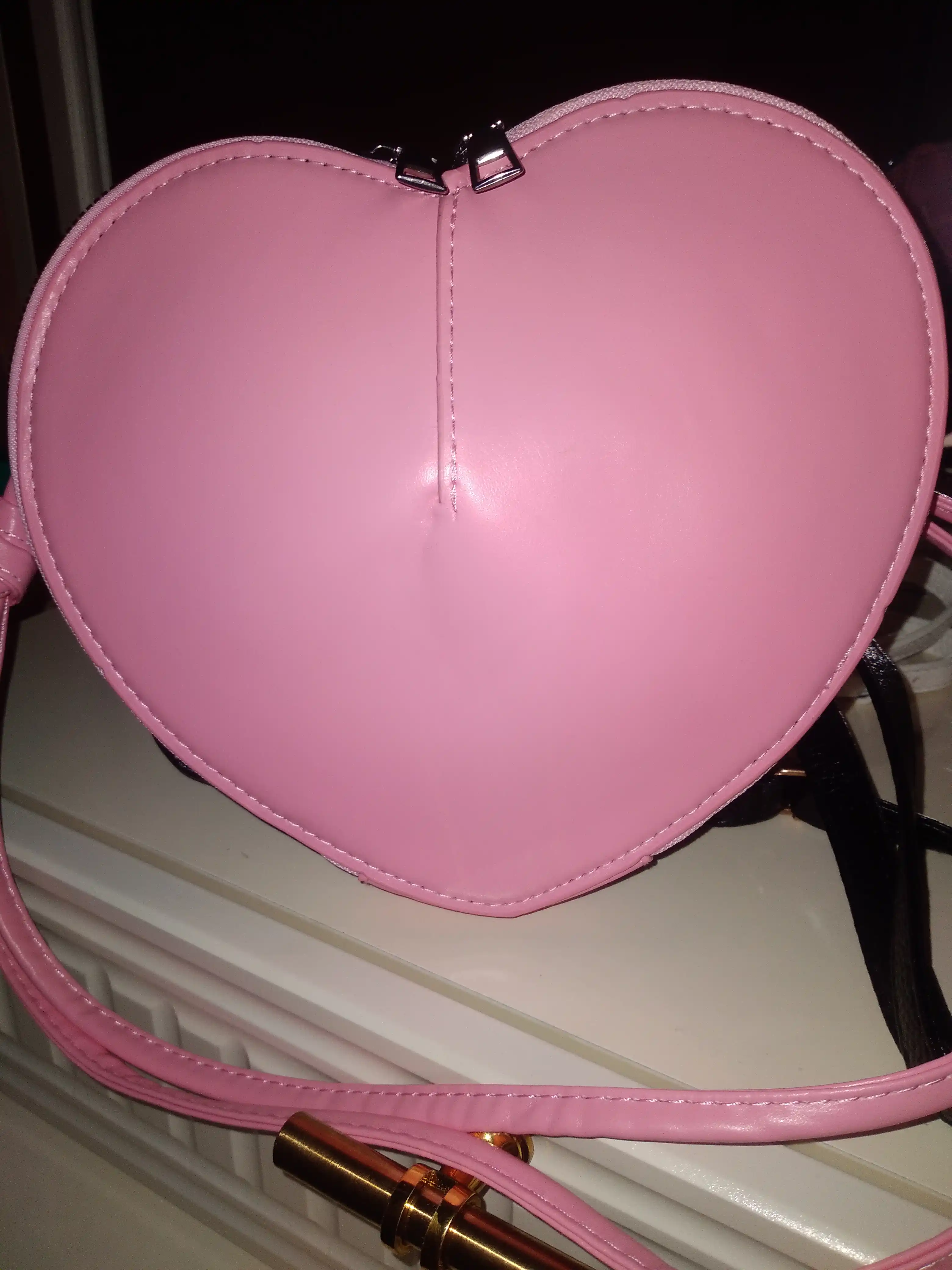 LoveMe Heart ayollar sumkasi, yurak shaklida, yelkama