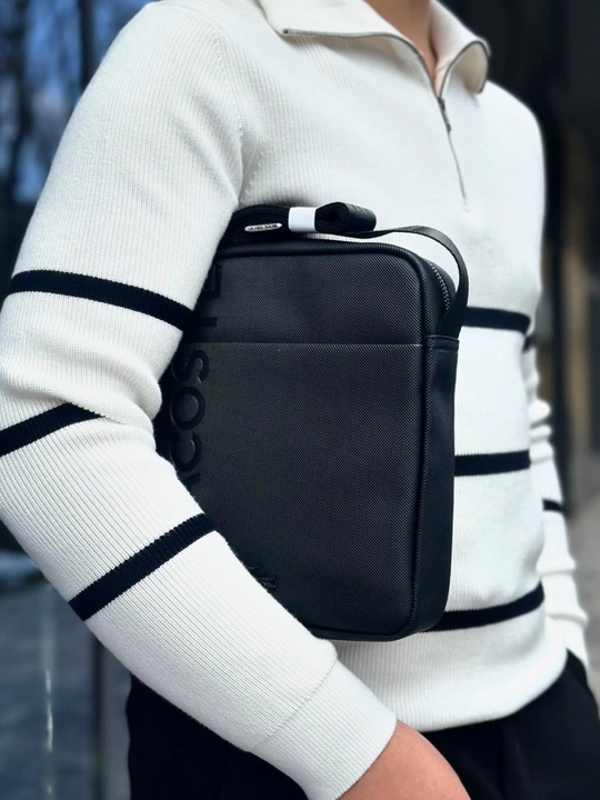 Lacoste’dan sifatli va zamonaviy sumkalar