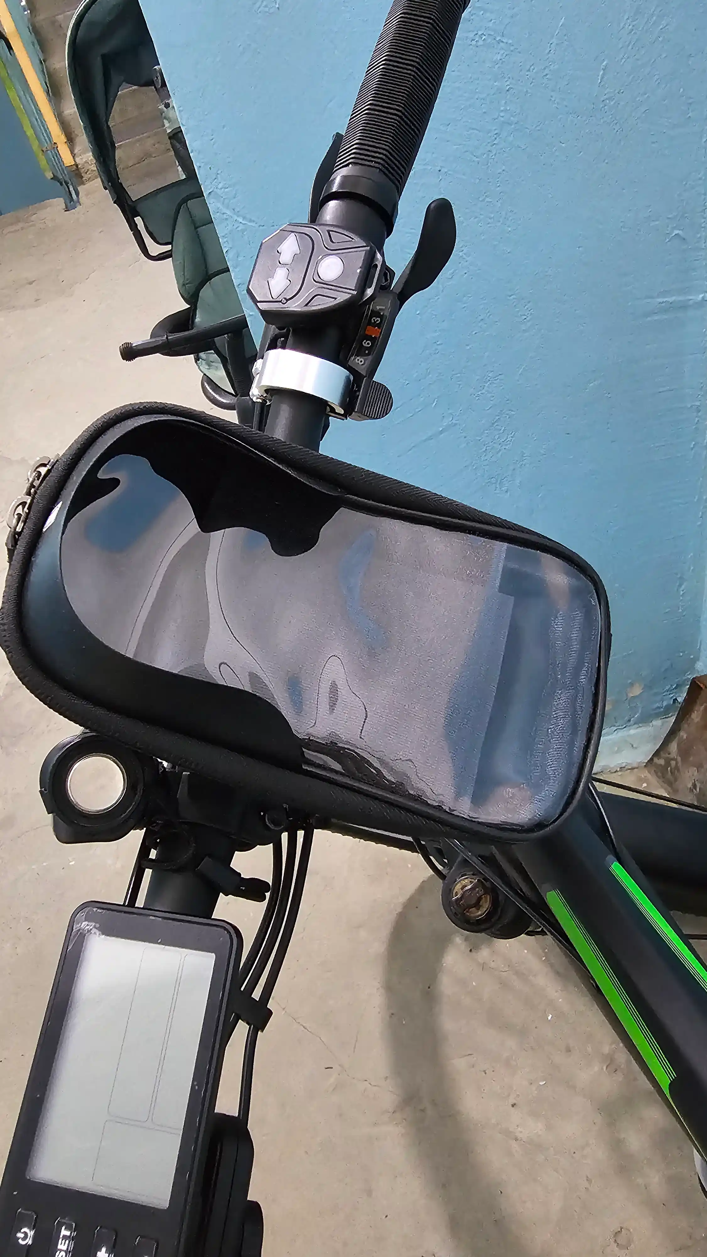 Velosiped uchun burilish chirog'i, sirena, tormoz chiroqining ko'p funksiyali dizayni