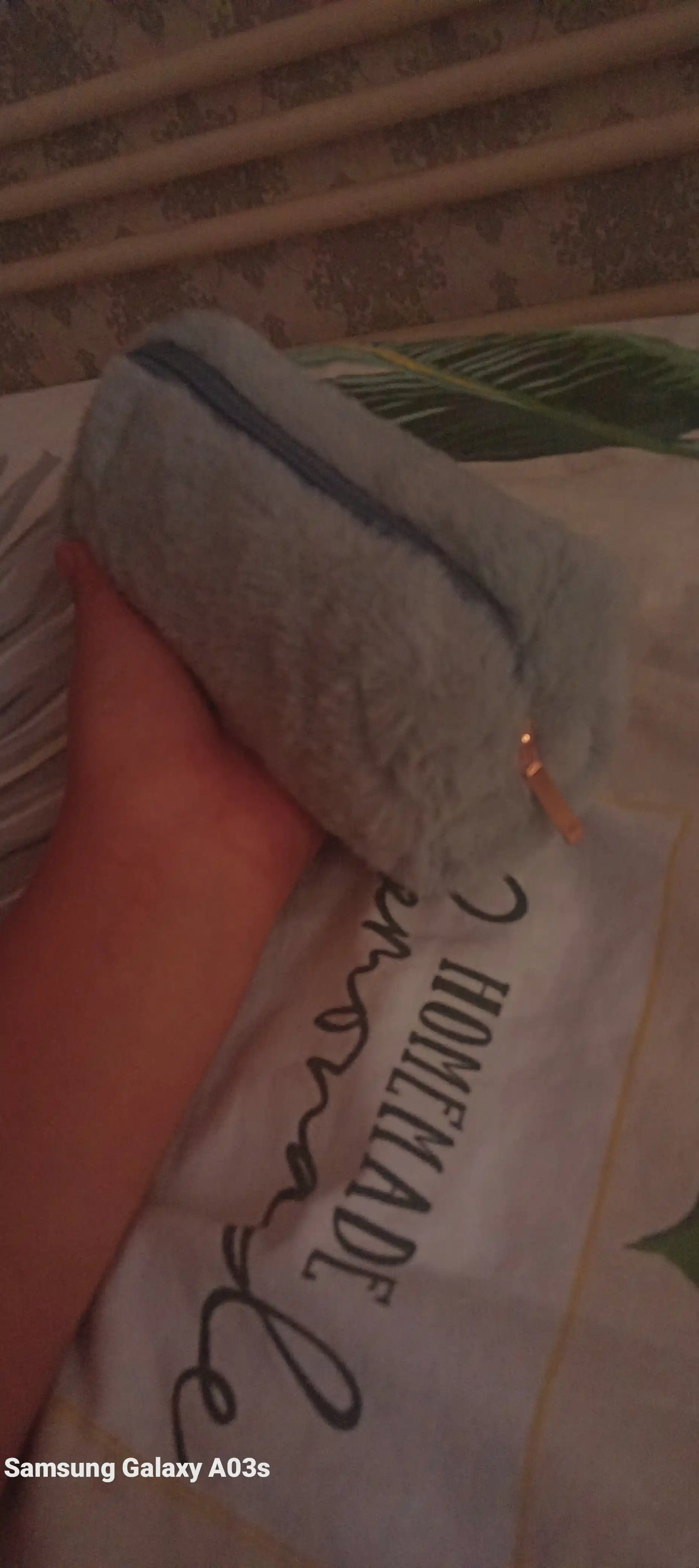 Plyush qalam qutisi, fermuarli kosmetik sumka, mo'ynali