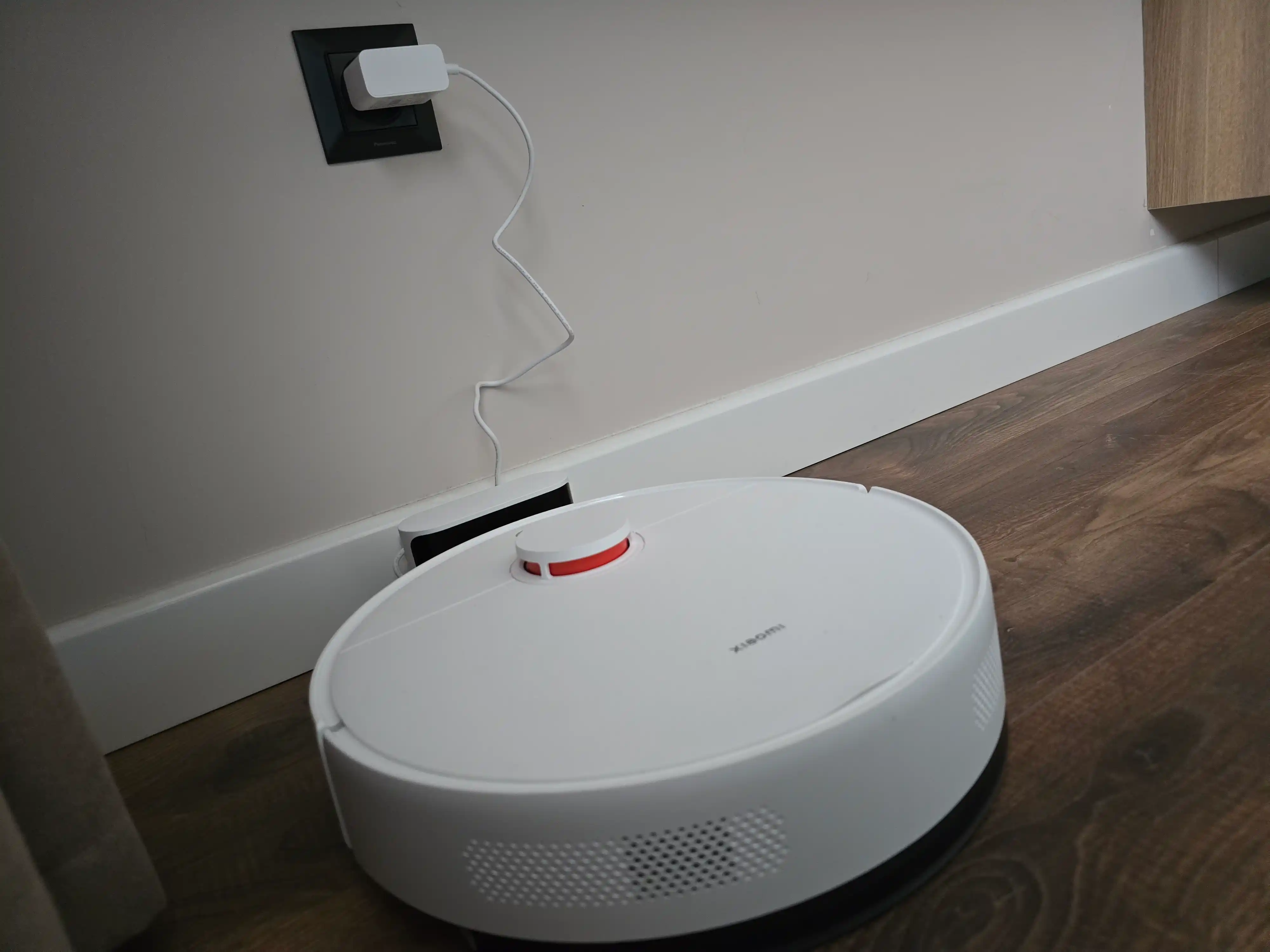 Роботы пылесосы Xiaomi Robot Vacuum S40, S40C, S40 Pro и H40, мощностью до 10000па
