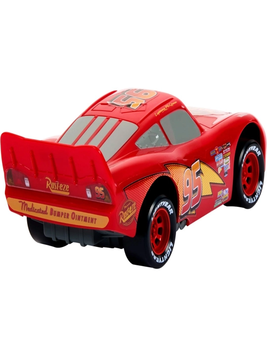 Cars: Moliya MakKuin, 18 sm