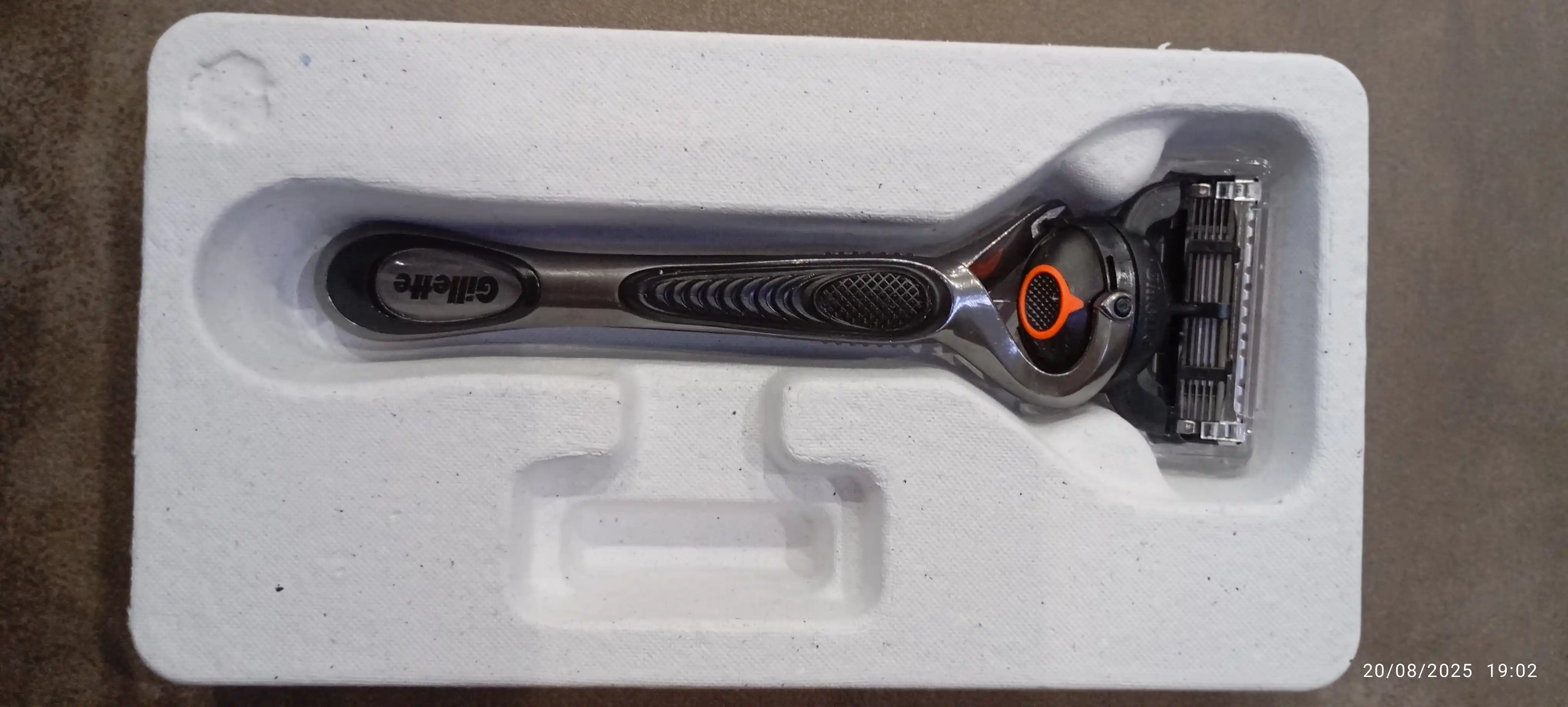 Бритва с триммером Gillette Fusion ProGlide, 5 лезвий с углеродным покрытием, +2 кассеты