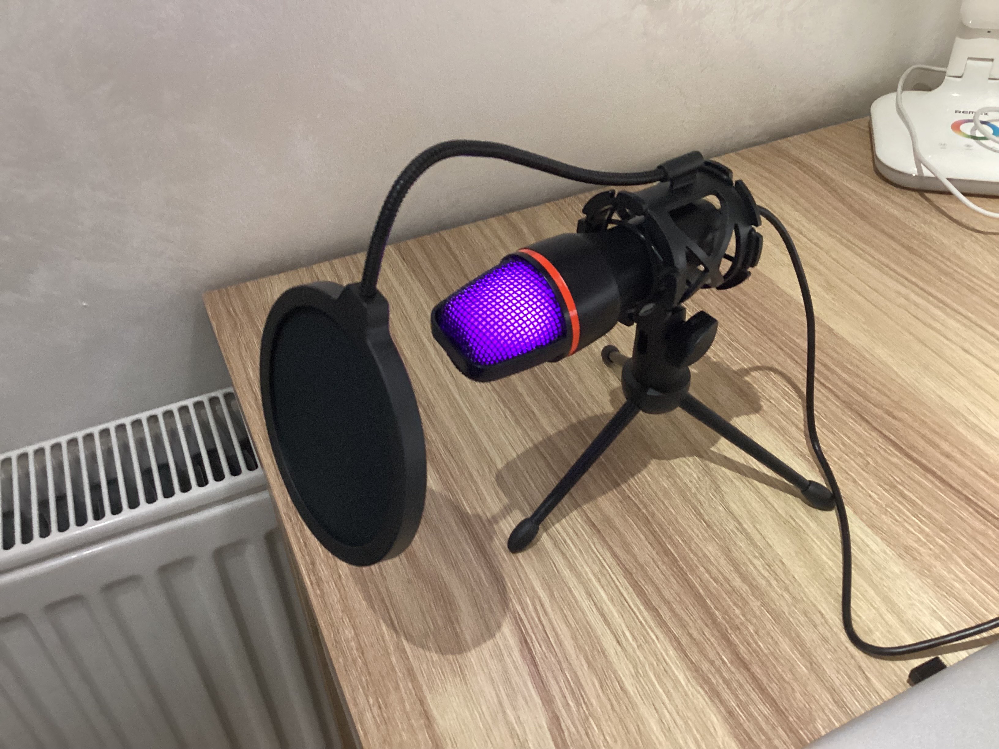 Микрофон игровой для компьютера, USB микрофон с RGB подсветкой, проводной, конденсаторный