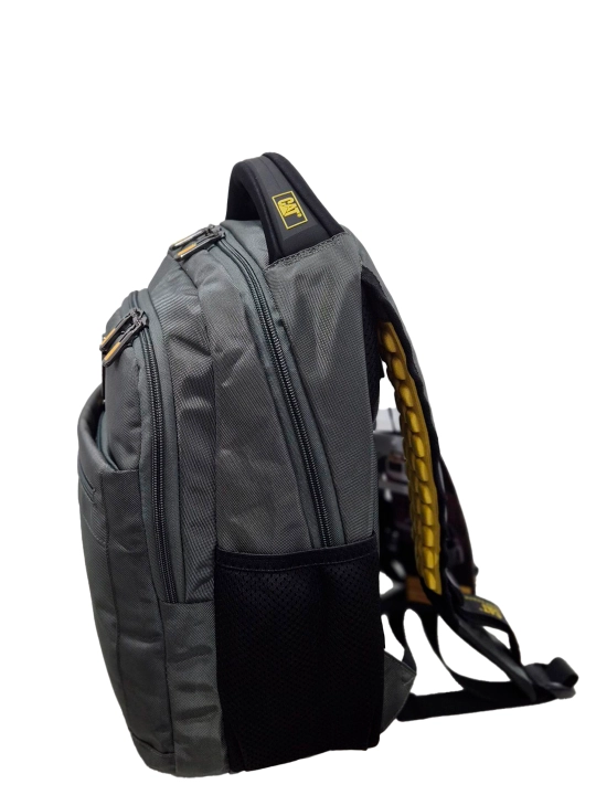 Maktab uchun erkaklar ryukzagi Caterpillar CAT 0186# — 30×38×12 sm, noutbuk uchun bo‘limli