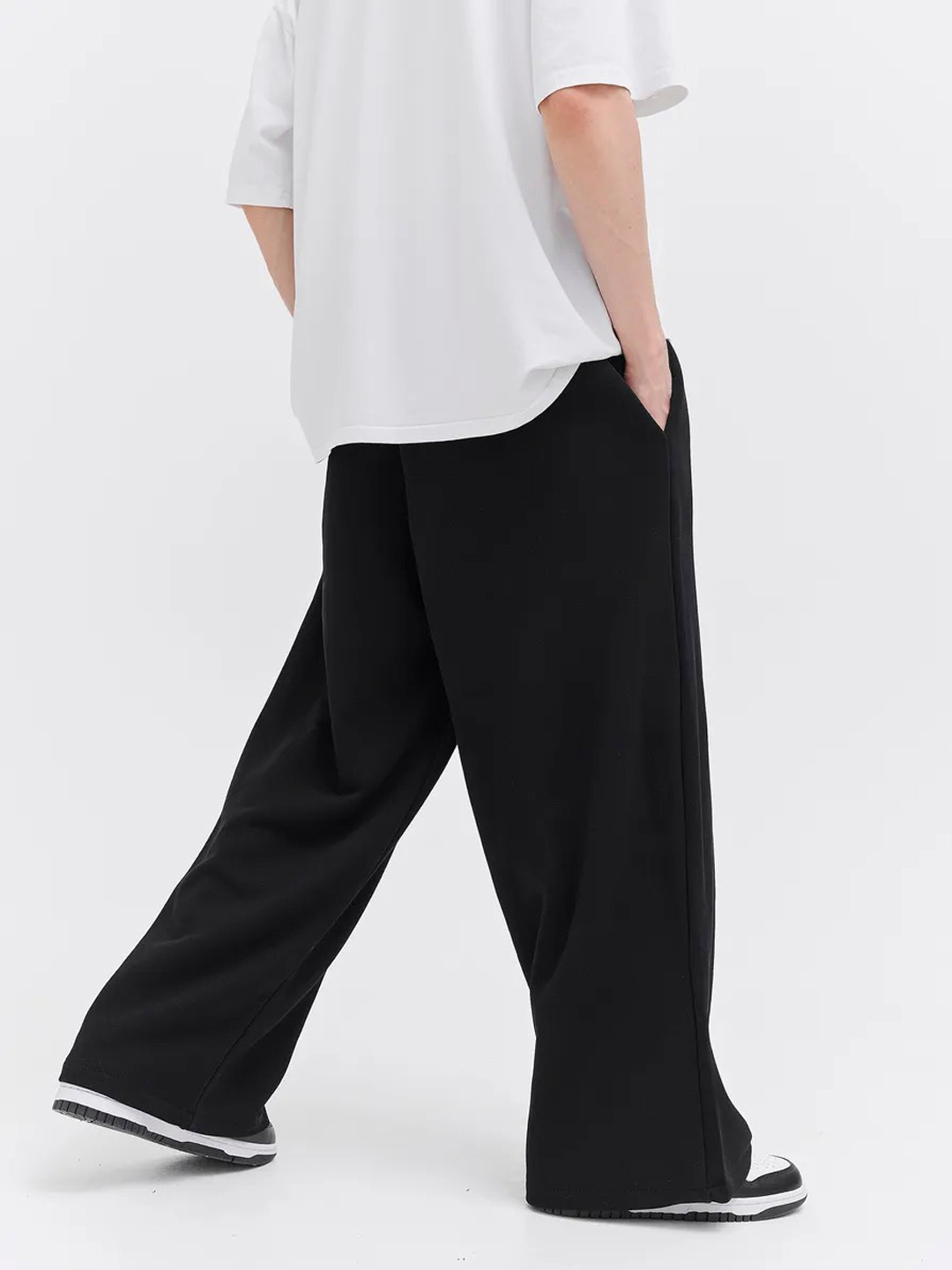 Oksining yalangoch surati Godaklar va porno