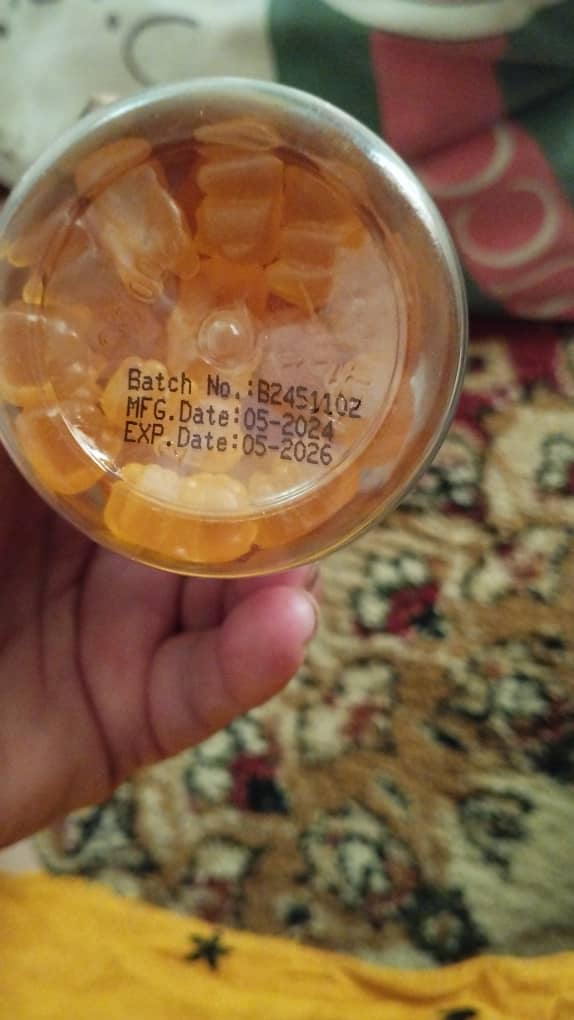 VitaKids S vitamini bilan, bolalar uchun apelsin ta’mli vitaminlar Herbion, 60 dona