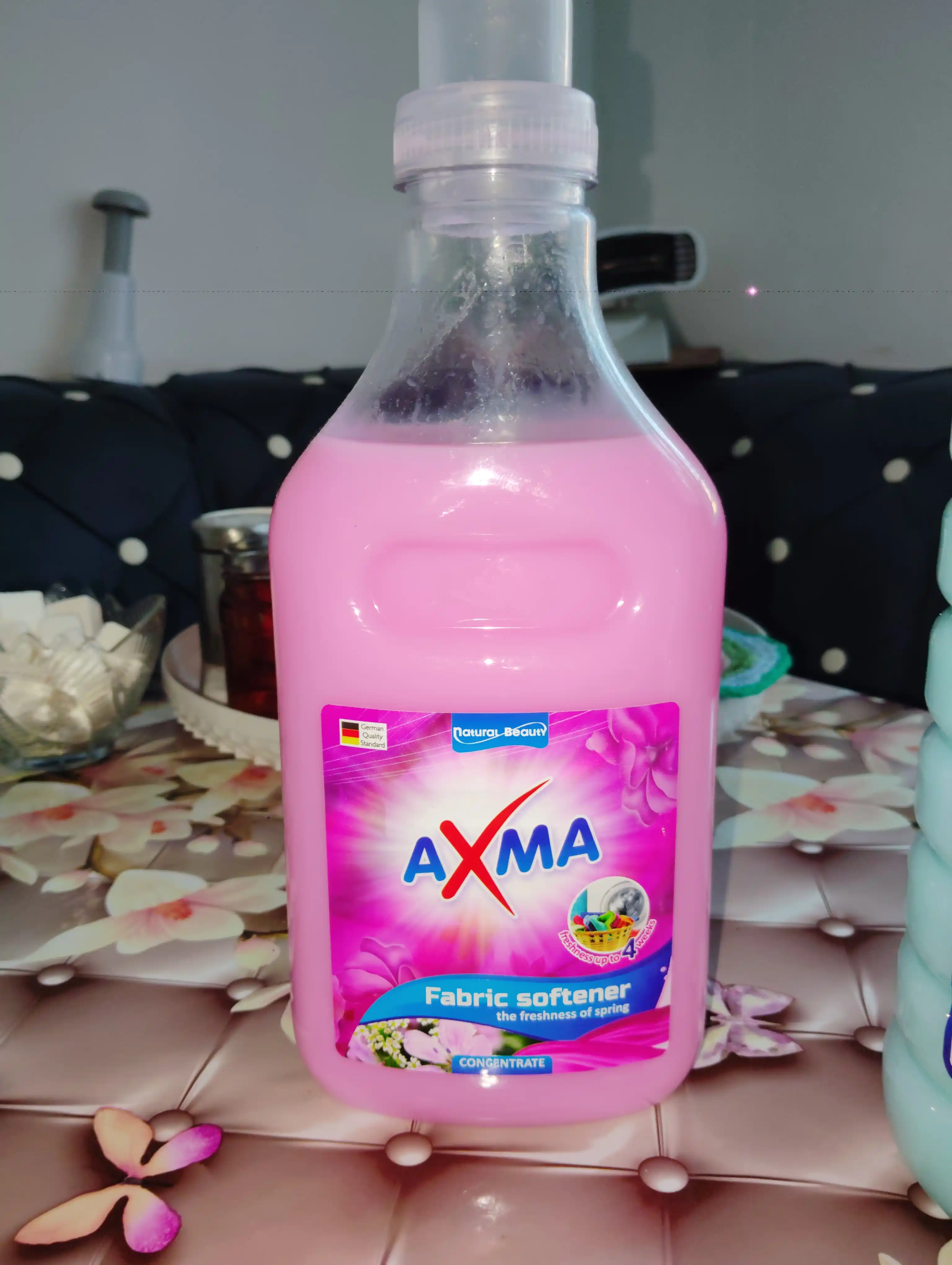 Кондиционер для белья AXMA, Свежесть весны 1,5 литр