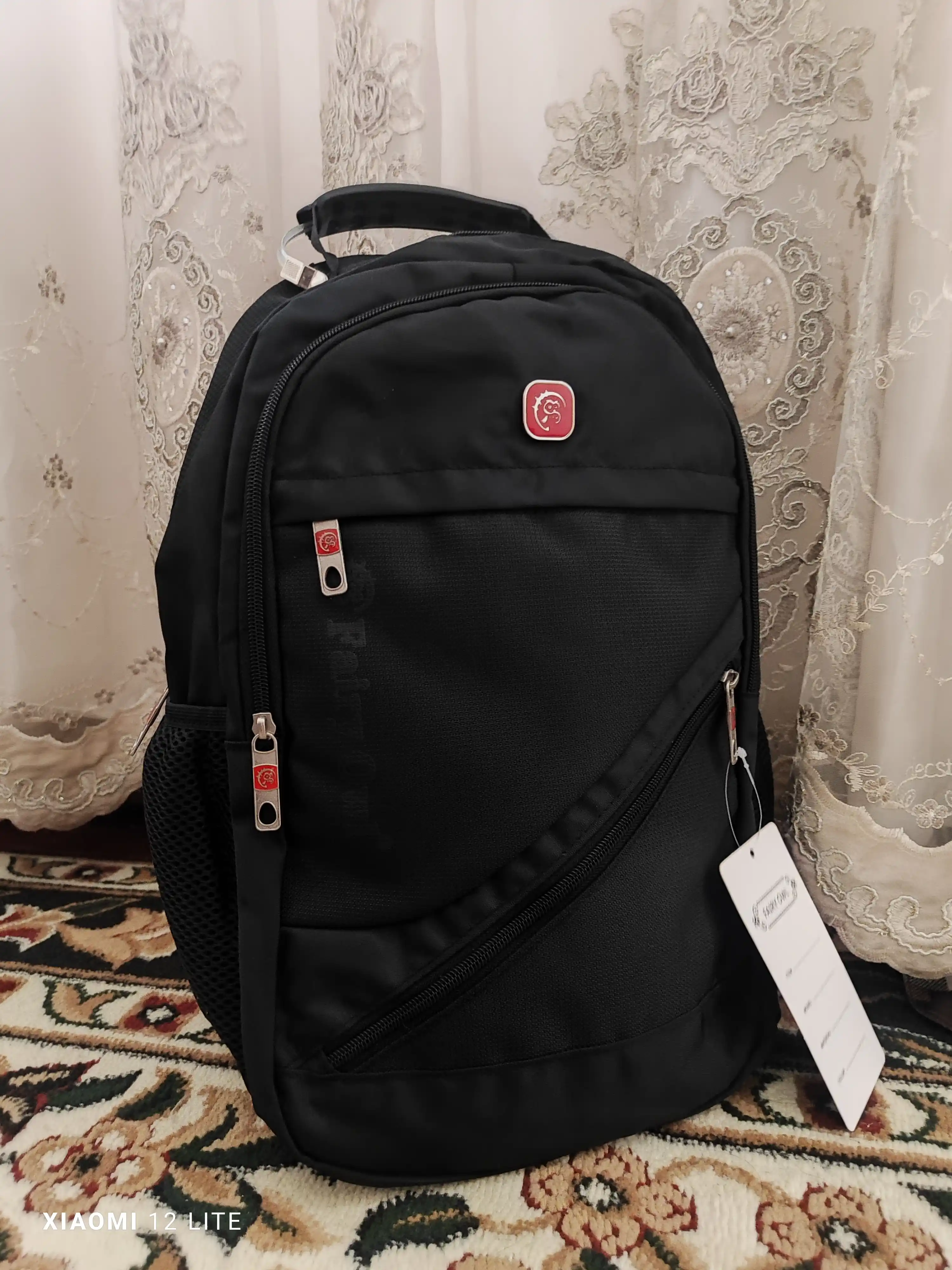 USB-portli ko‘p funksiyali maktab ryukzaki erkaklar uchun, noutbuk sig‘adigan