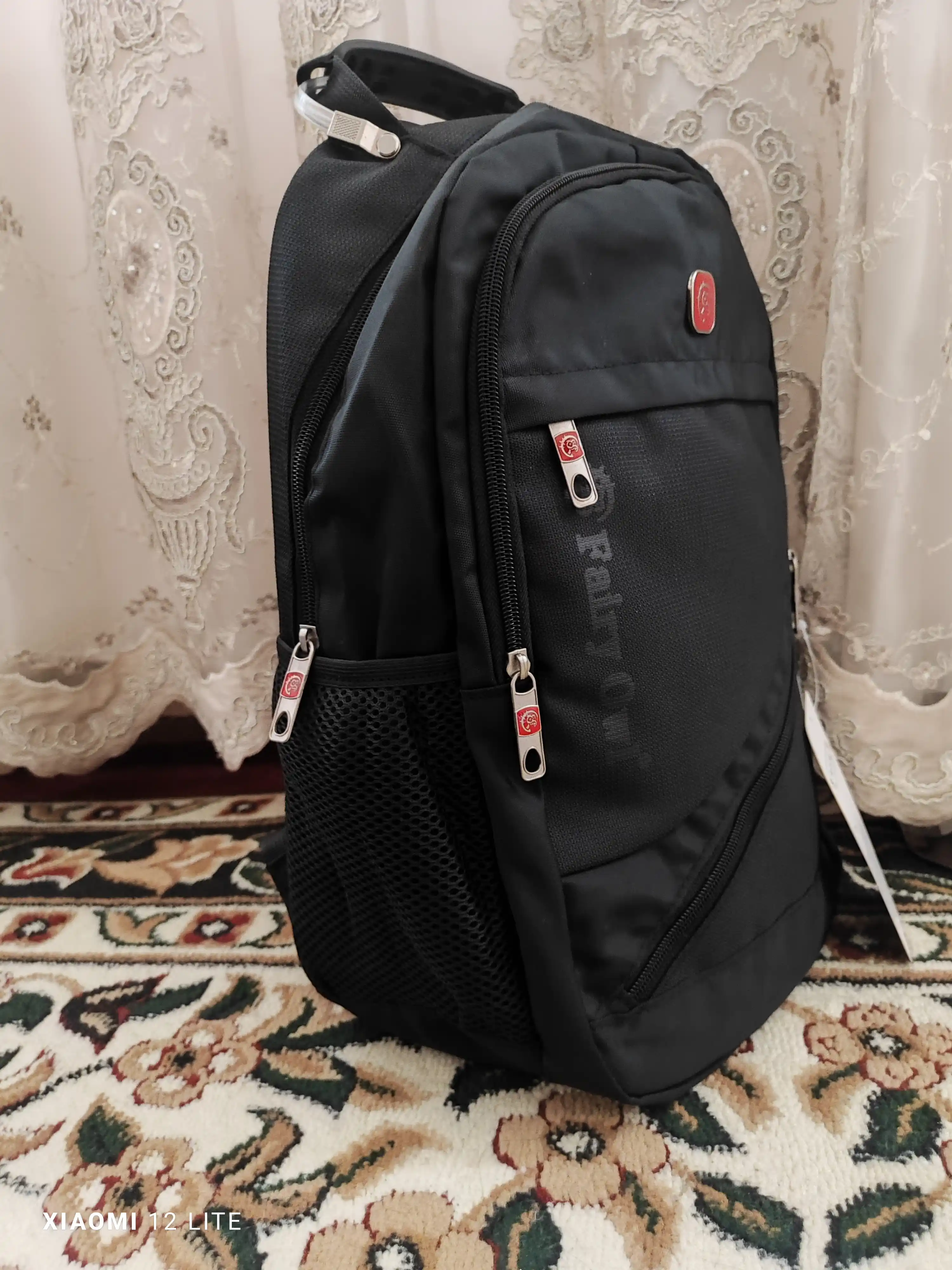 USB-portli ko‘p funksiyali maktab ryukzaki erkaklar uchun, noutbuk sig‘adigan
