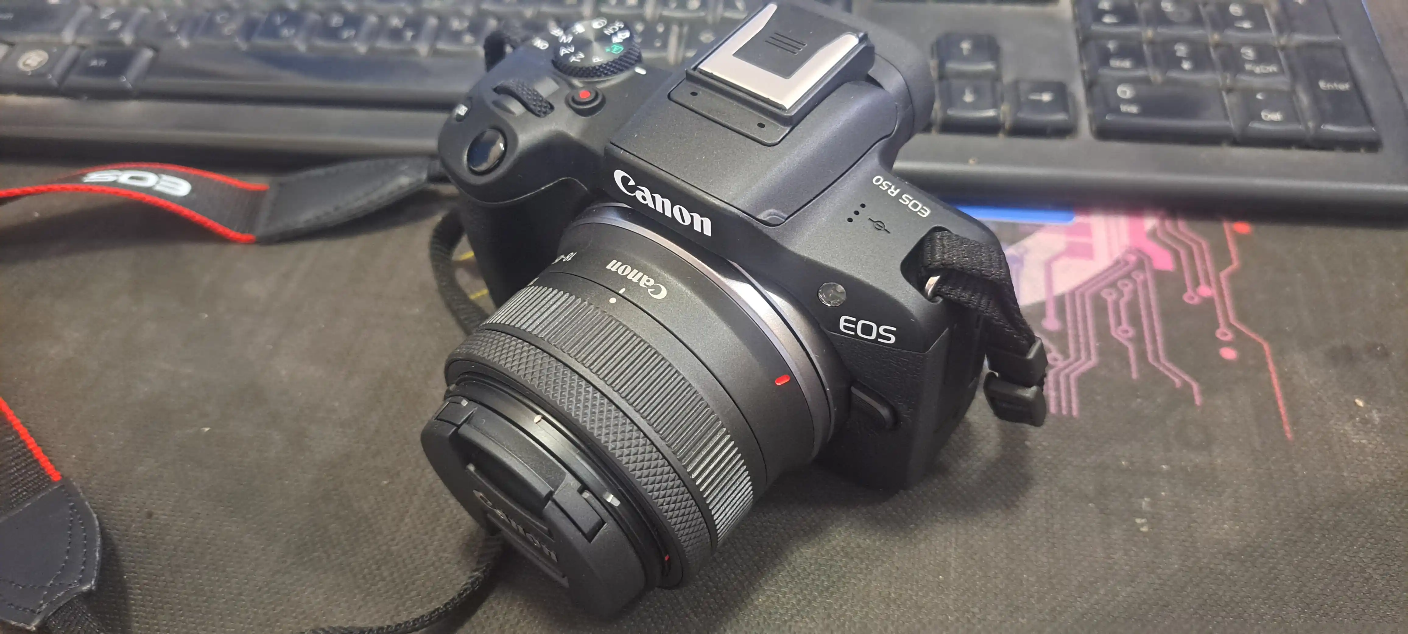 Фотоаппарат Canon EOS R50 18-45mm f/4.5-6.3 IS STM
