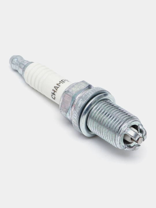 Свечи зажигания CHAMPION OE077T10, 3х контактные, Lacetti 1.8, Tracker 1, Epica, 4 шт