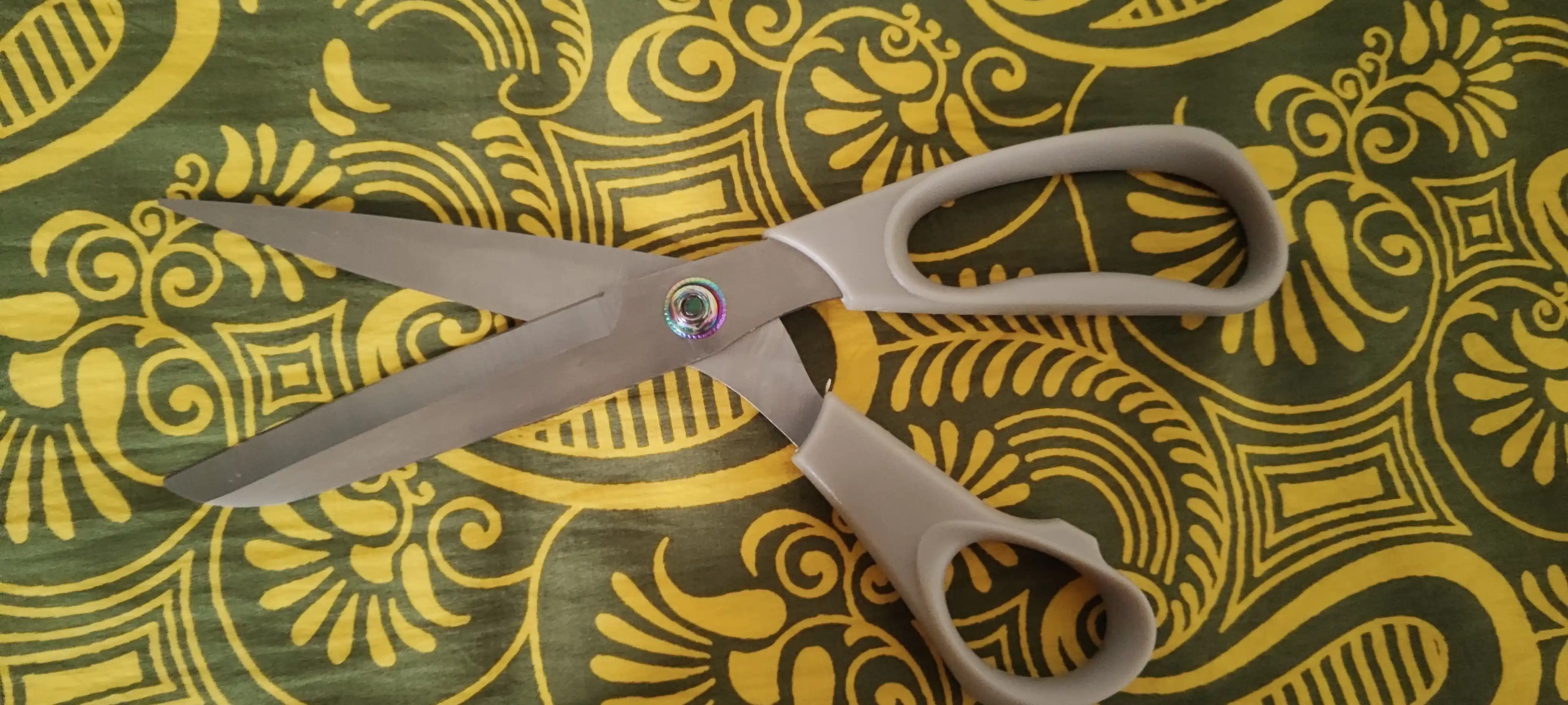 Tikuvchilar uchun qaychi toblangan 26.5 sm Tailoring shears