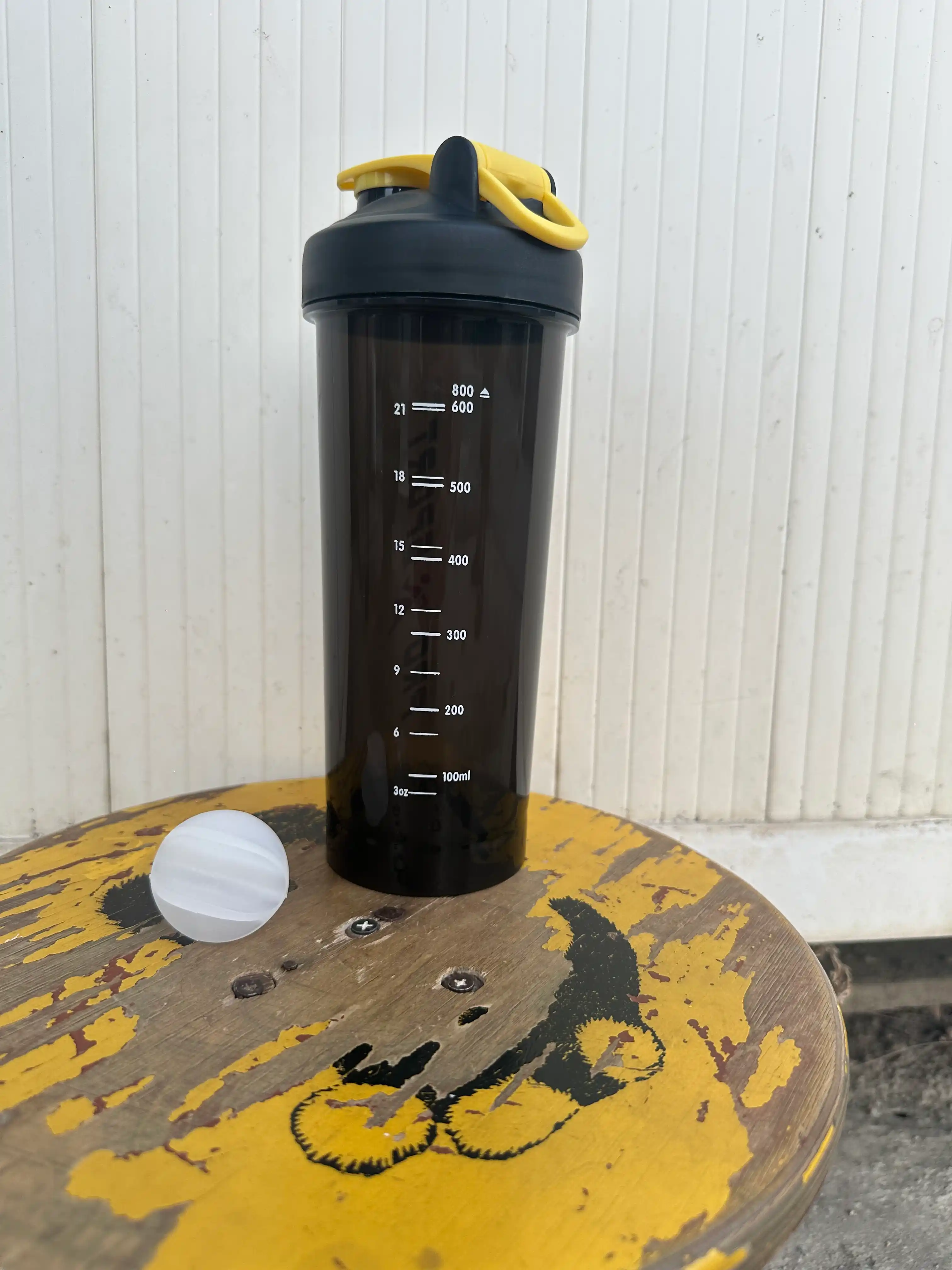 Sport sheykerlari, uniseks, 800 ml PRO SPORT