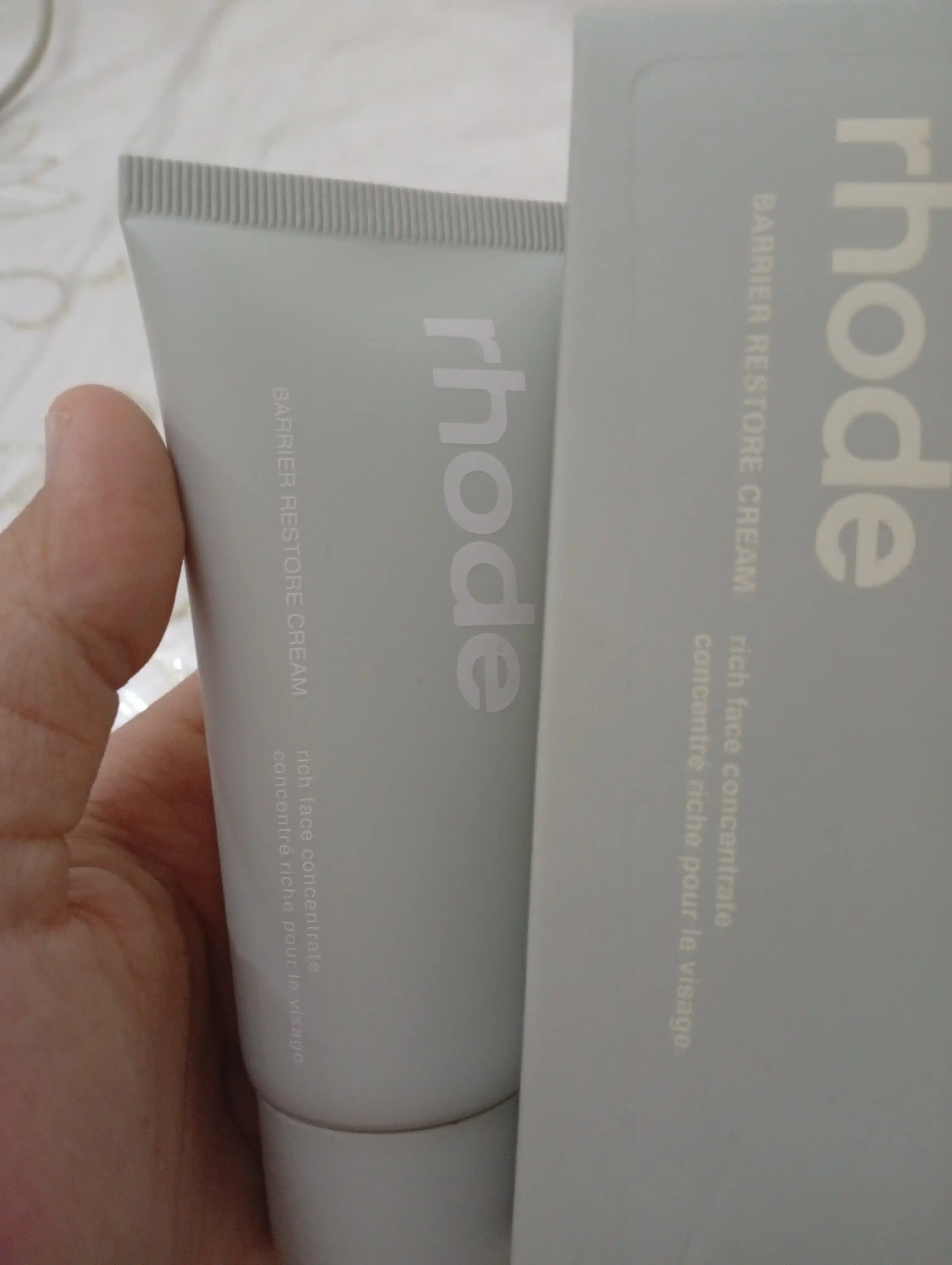 Rhode Barrier Restore Cream - terini himoya qilish va tiklash uchun universal krem