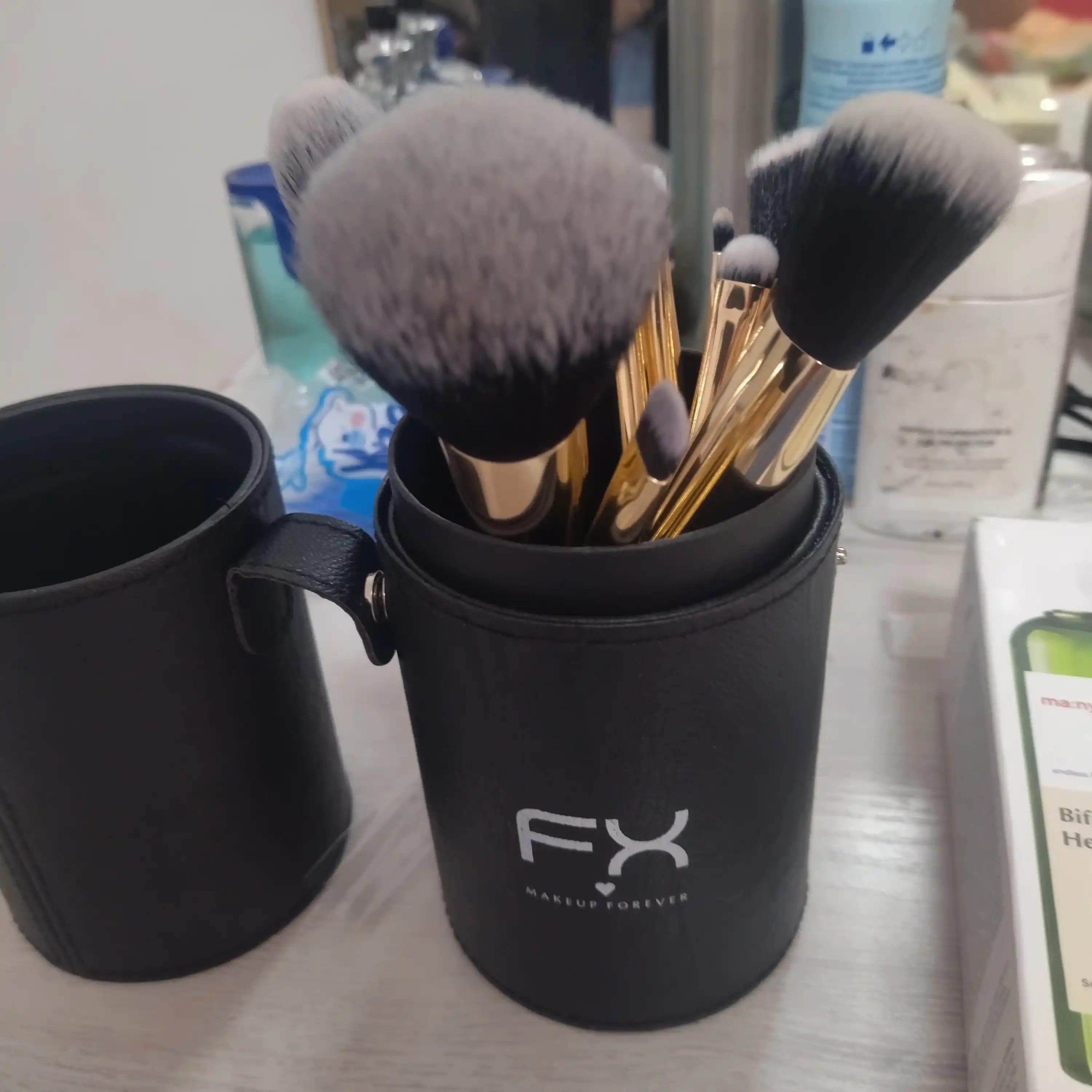 FX Make up foreverdan professional cho'tkalar to'plami, bitta qutida 10 dona