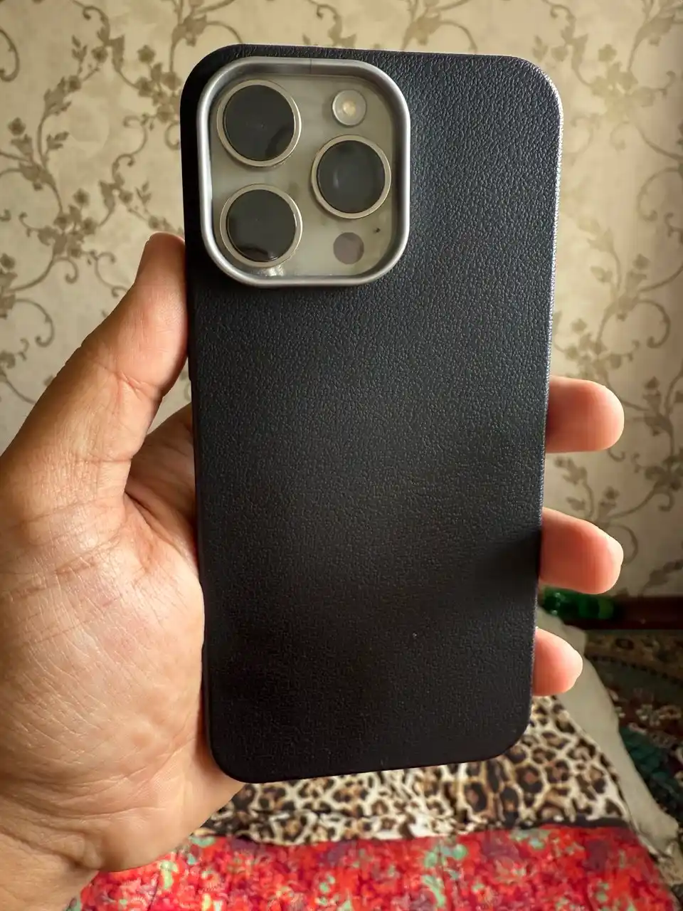 G'ilof iPhone 13 pro, 14 pro, 15 pro, 16 pro, 17 pro - Pro Max uchun