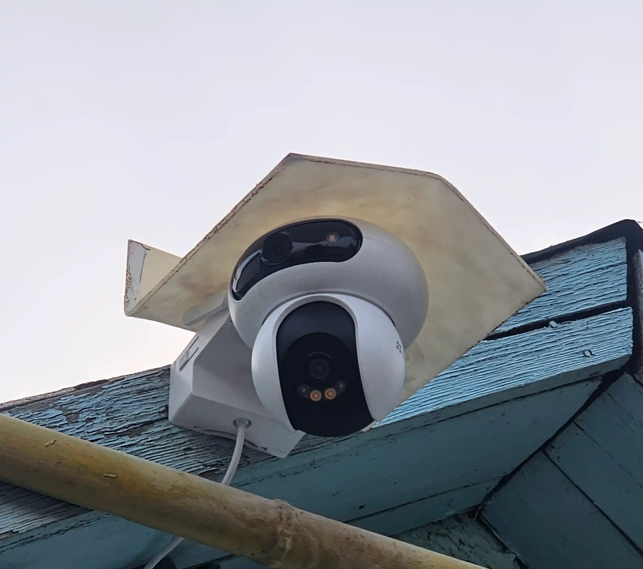 Kamera Ezviz H90 Dual 2K+ Ikkita  linzali, 4+4 mp, wifi kamera, tungi rangli tasvir