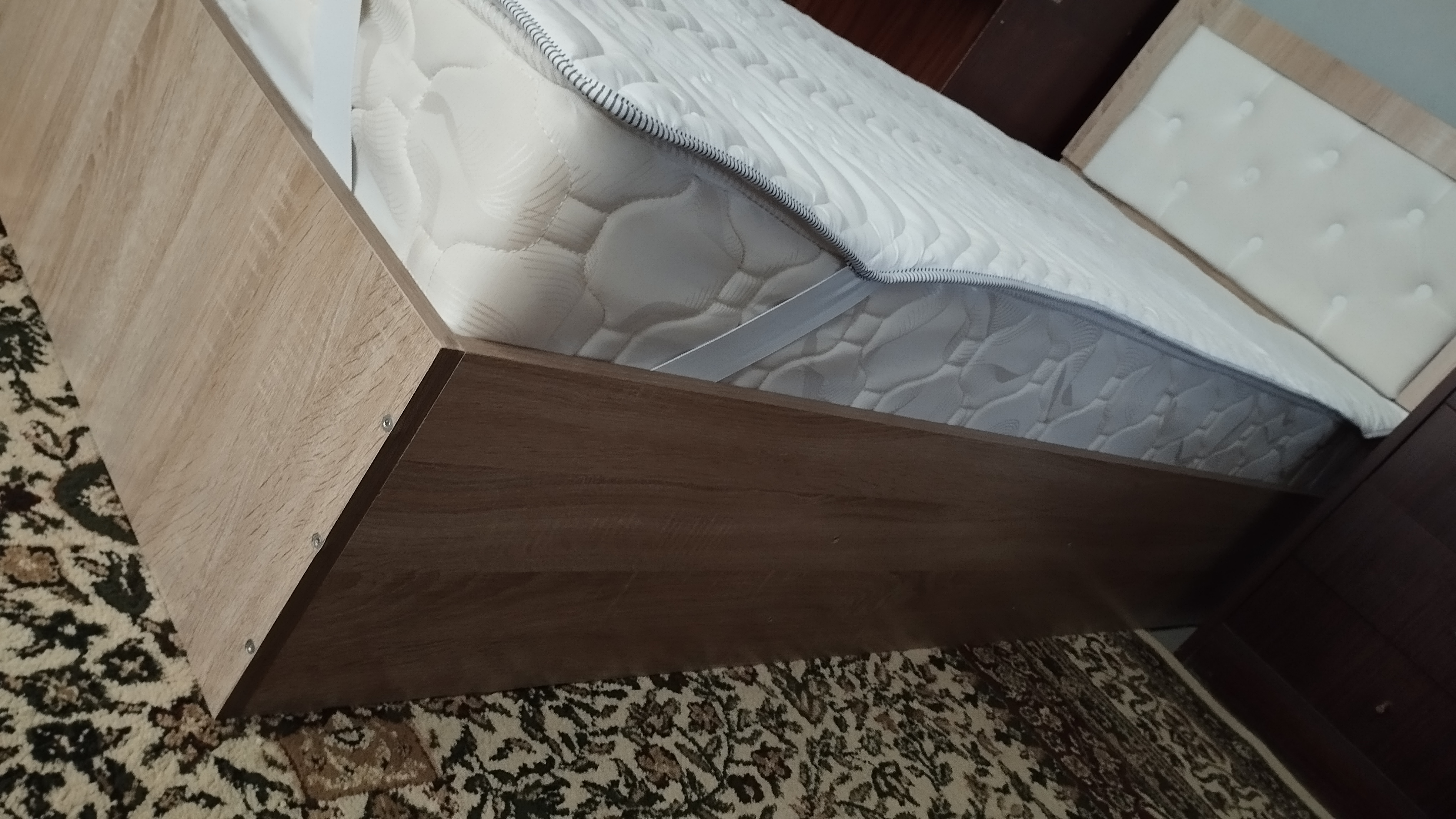 Matras uchun himoya yopgich, Topper, qavilgan, rezinali, 90x200, 160x200, 180x200
