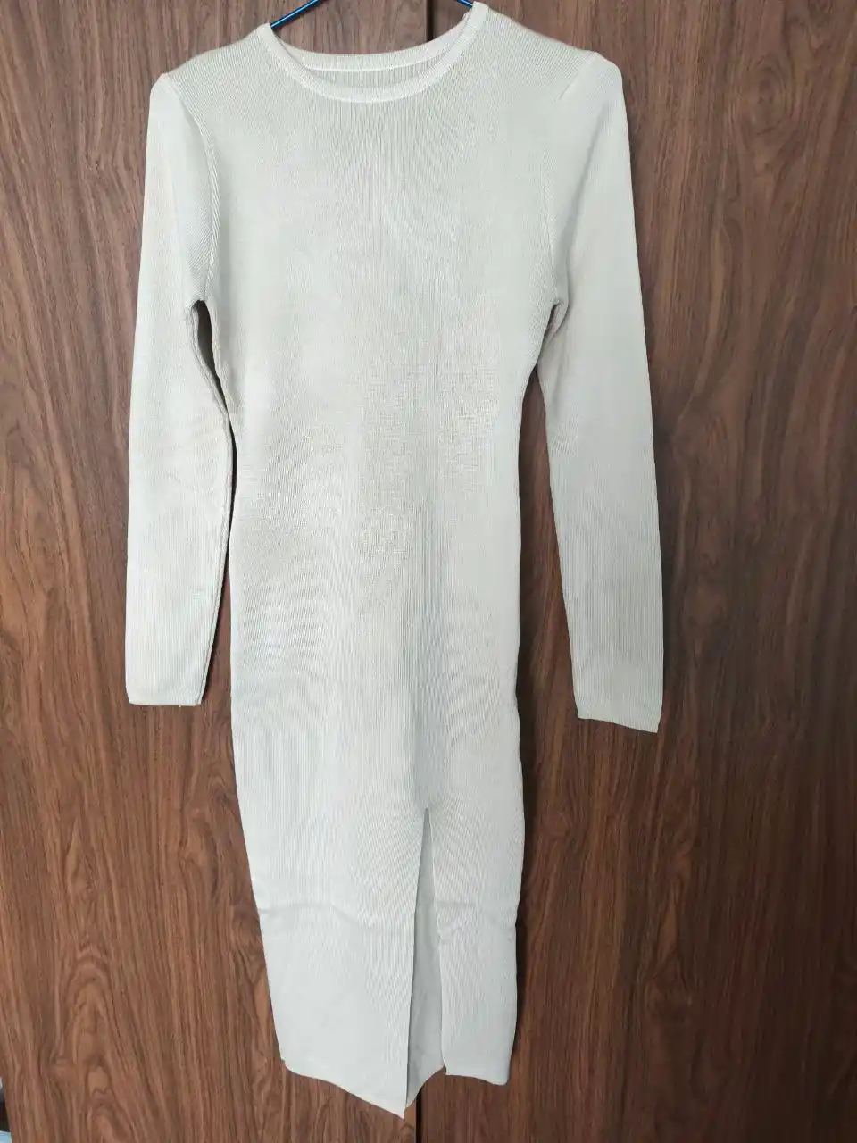 Ayollar uchun trikotaj ko‘ylak, standart o‘lcham — ELLY FASHION