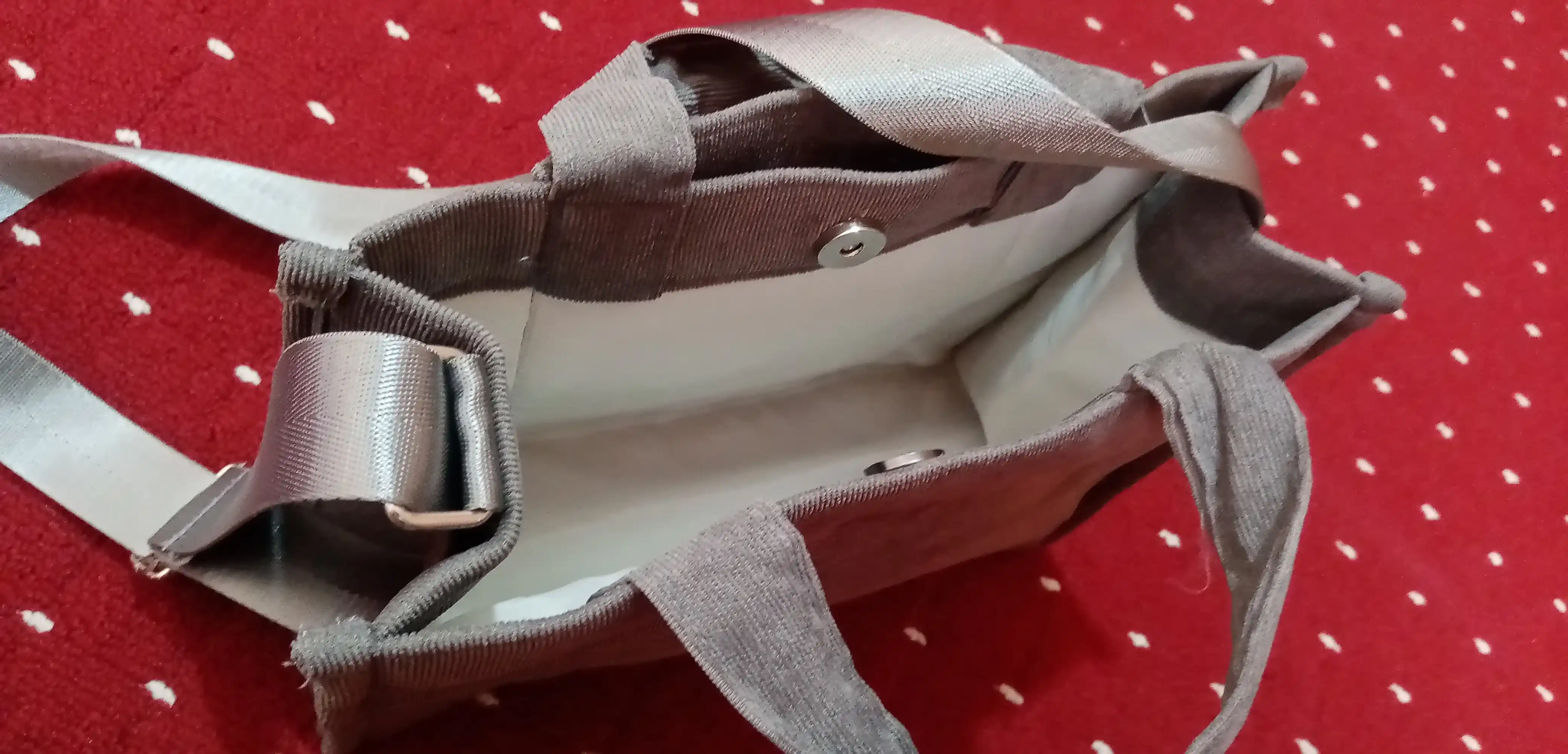 Ayollar uchun sumka-shopper kundalik Krokus A5 2026