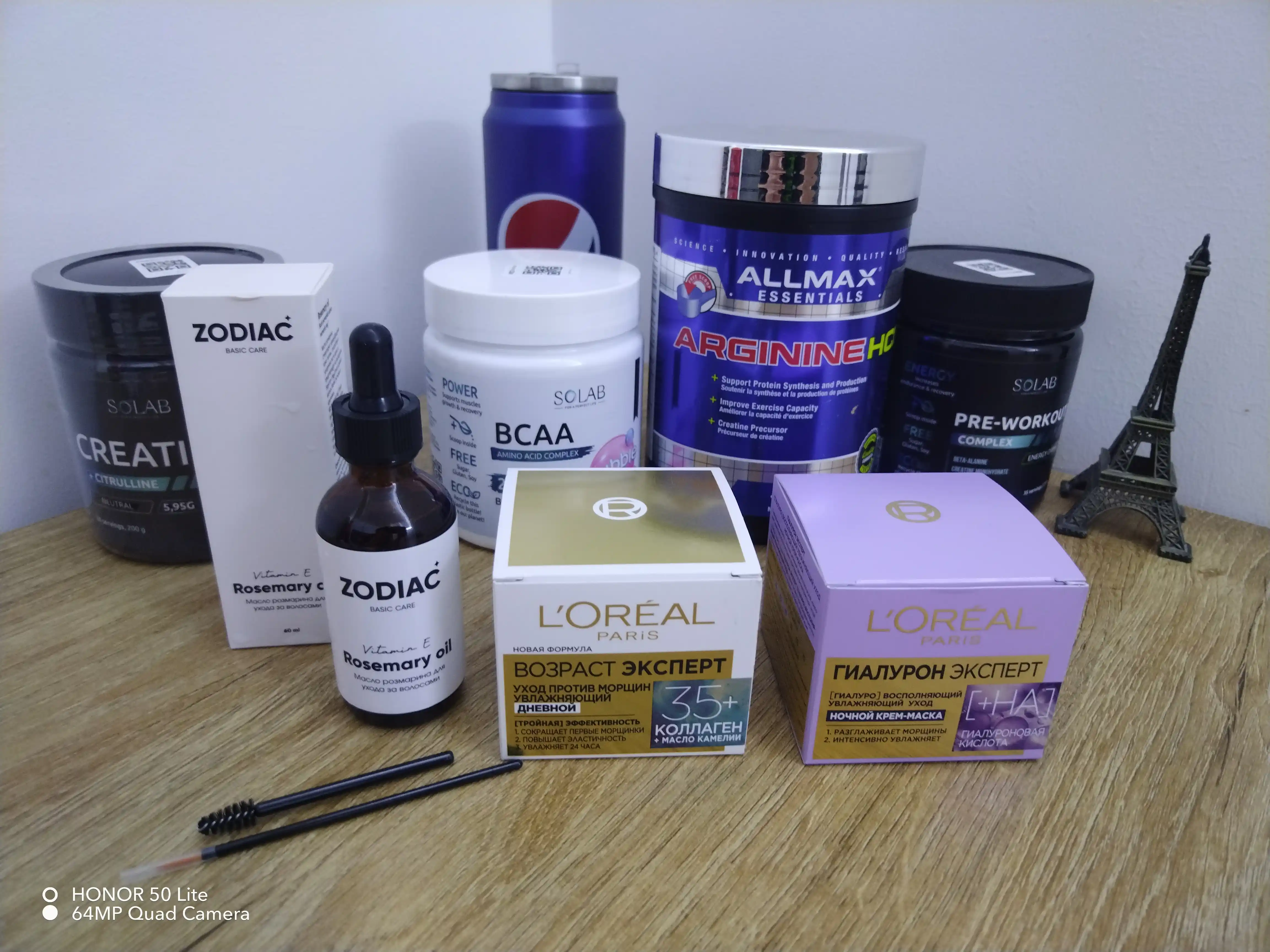 Yuz uchun krem L'Oreal Paris Yosh mutaxassisi, ajinlarga qarshi 35+, kunduzgi, 50 ml