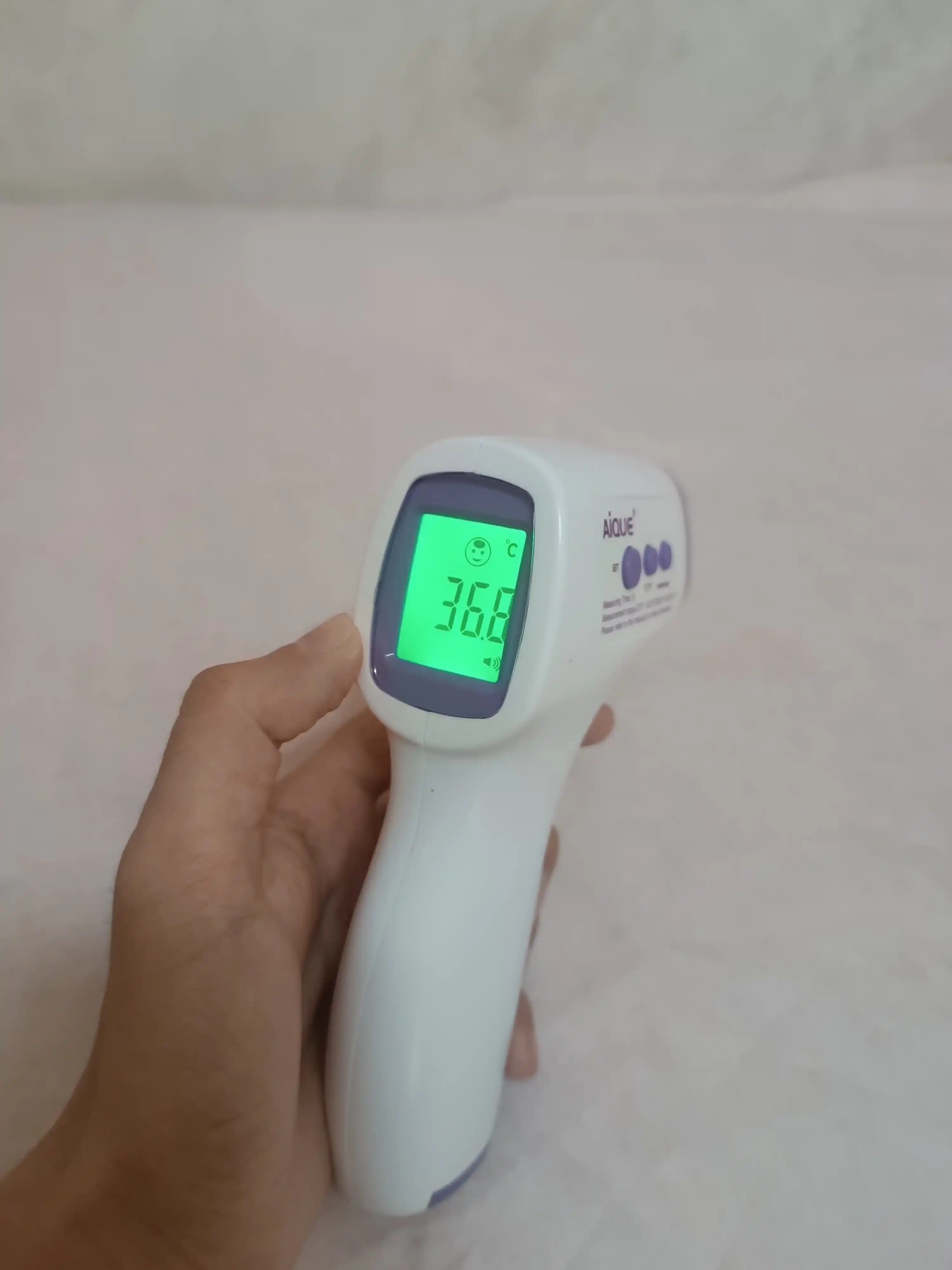 Elektron infraqizil termometr, kontaktsiz