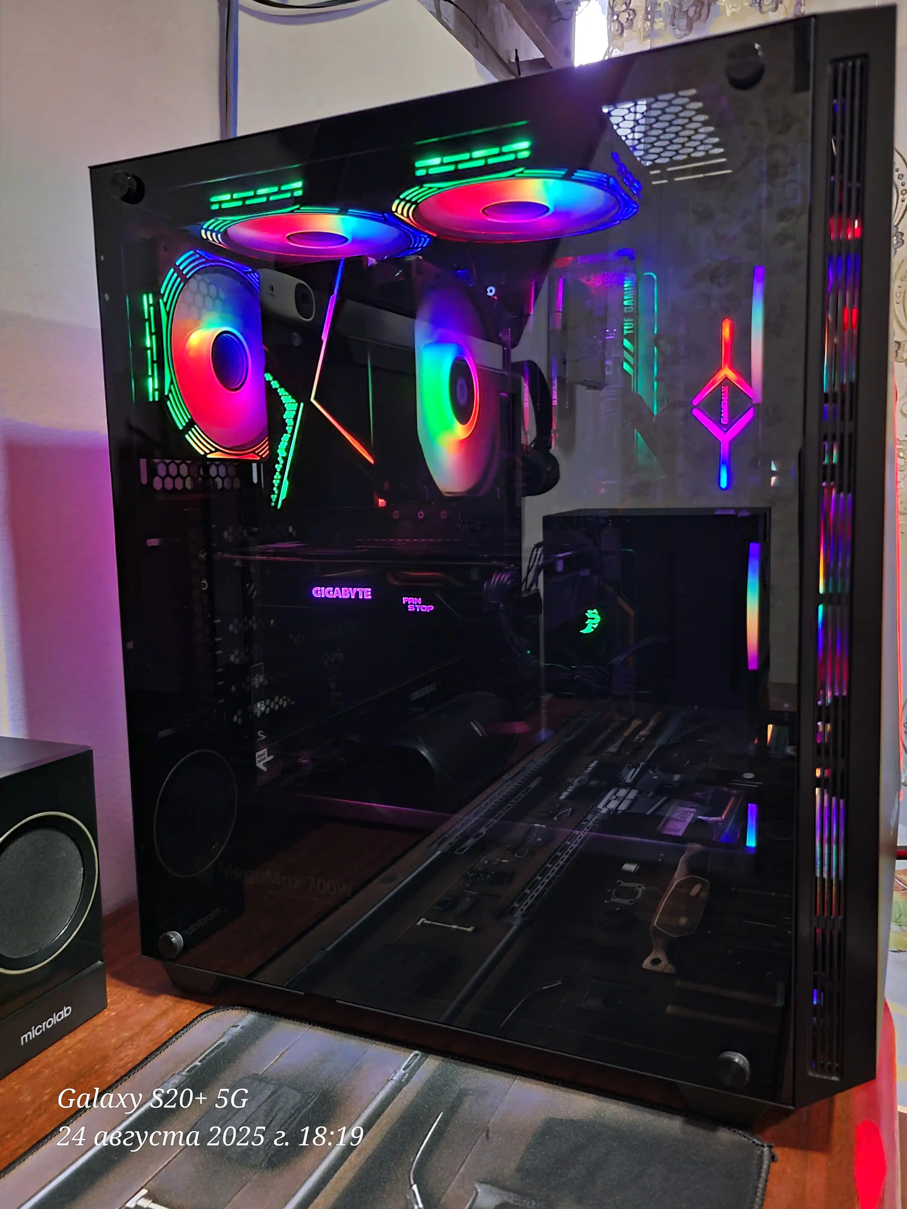Набор вентиляторов GameMax KF300 3×120 мм ARGB с V4.0 HUB и пультом управления
