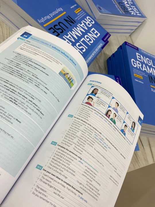 English Grammar in Use (A4 Format)