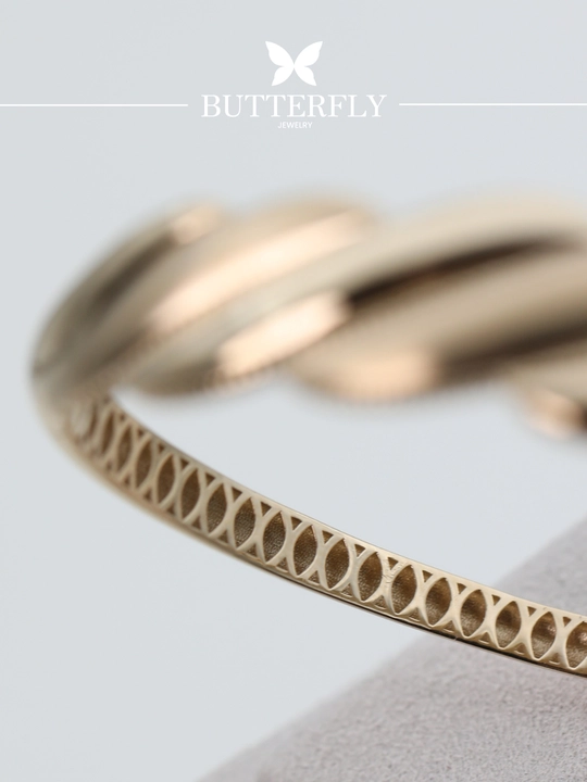 Ayollar va qizlar uchun oltin bilaguzuk,Model B62B,  8.02 gr, 585 probali,  BUTTERFLY