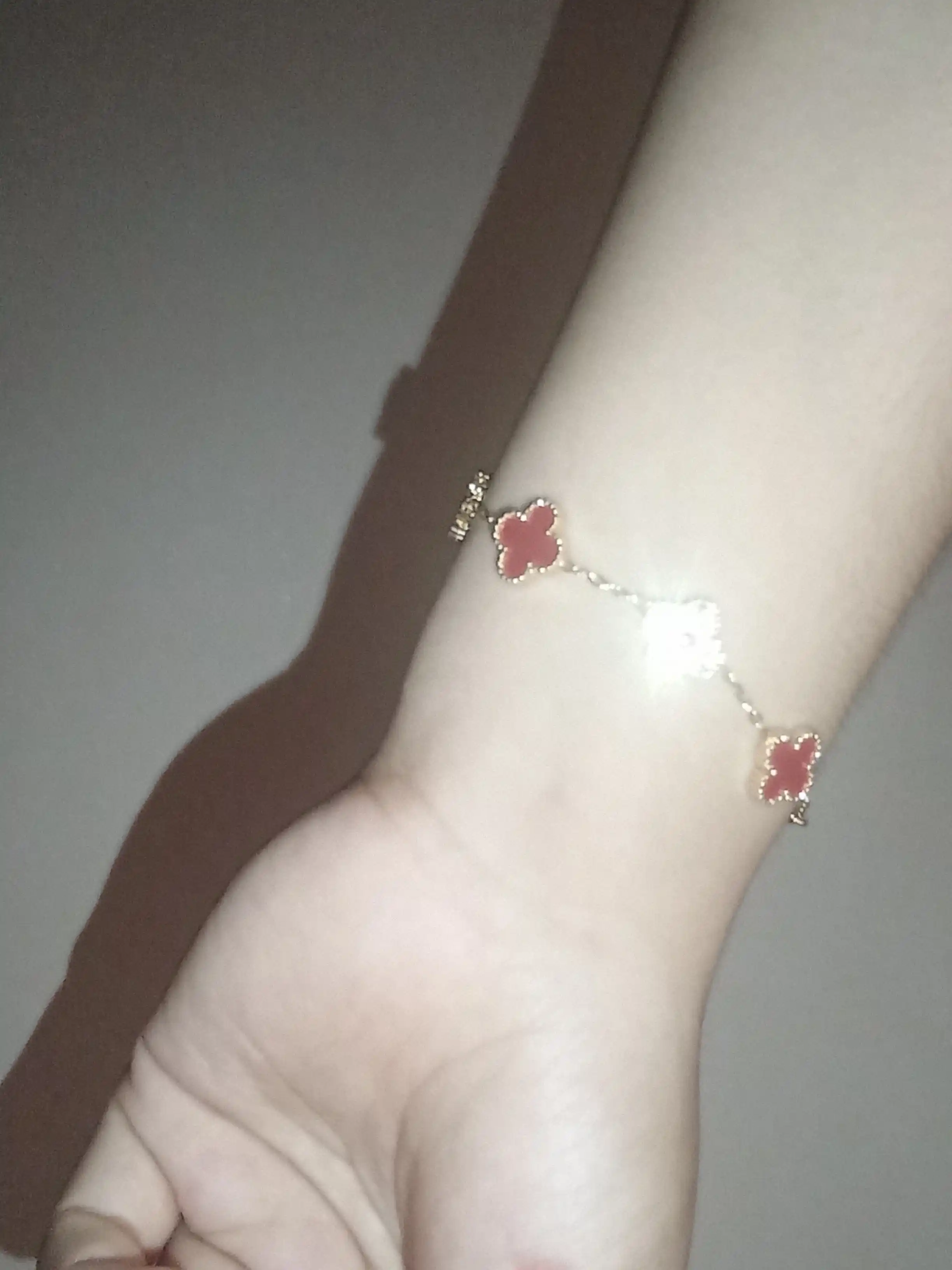 VanCleef uslubidagi ayollar bilaguzugi, qizlar brasleti, braslet kundalik taqinchoq