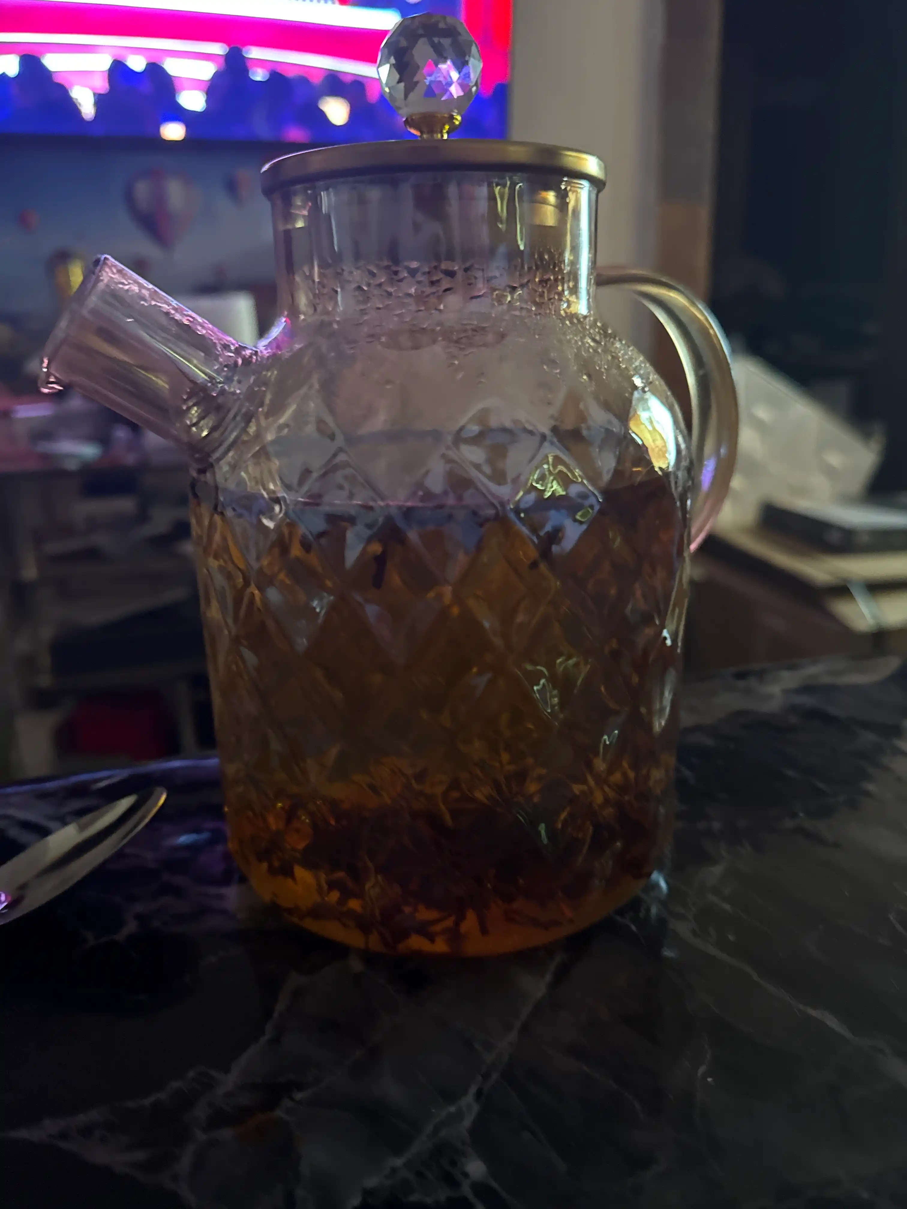 Issiqlikka chidamli shishadan, prujina elakli shisha choynak