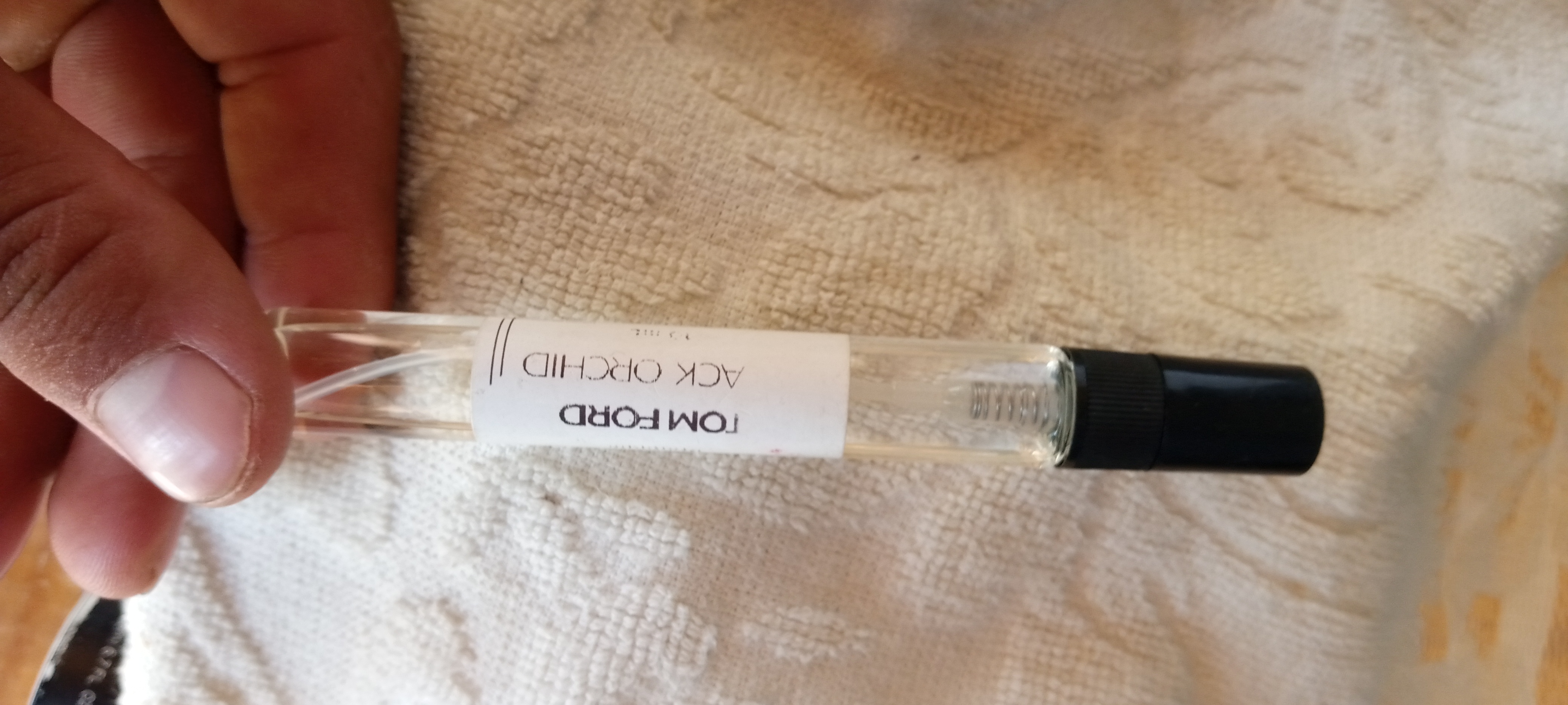 Atirlar erkaklar uchun Tom Ford Black Orchid