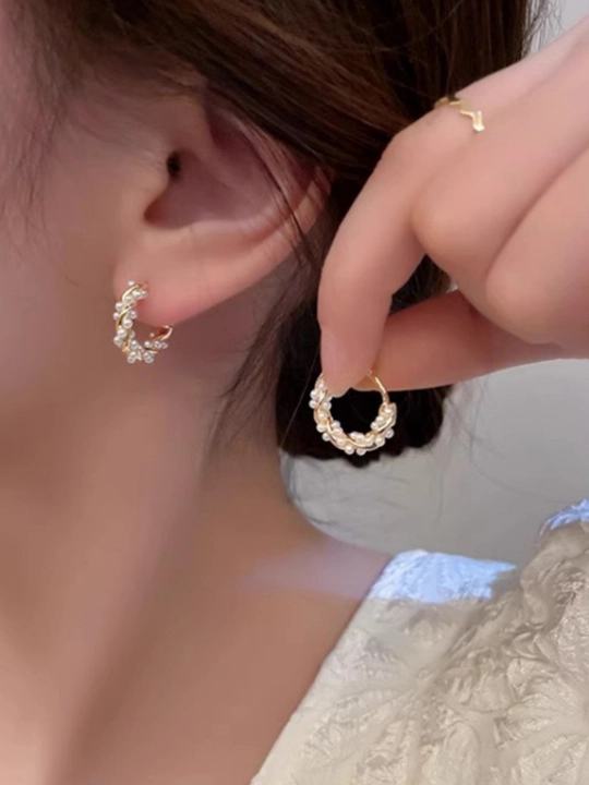 Серьги для девочек и женщин