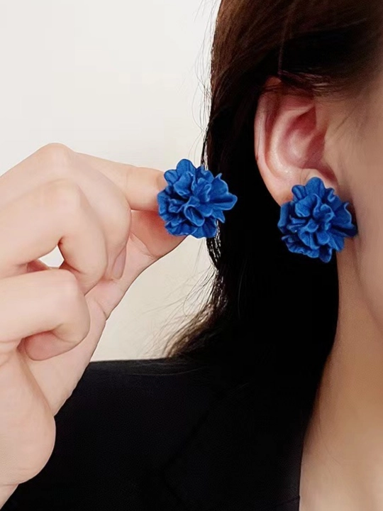 Серьги для девочек и женщин