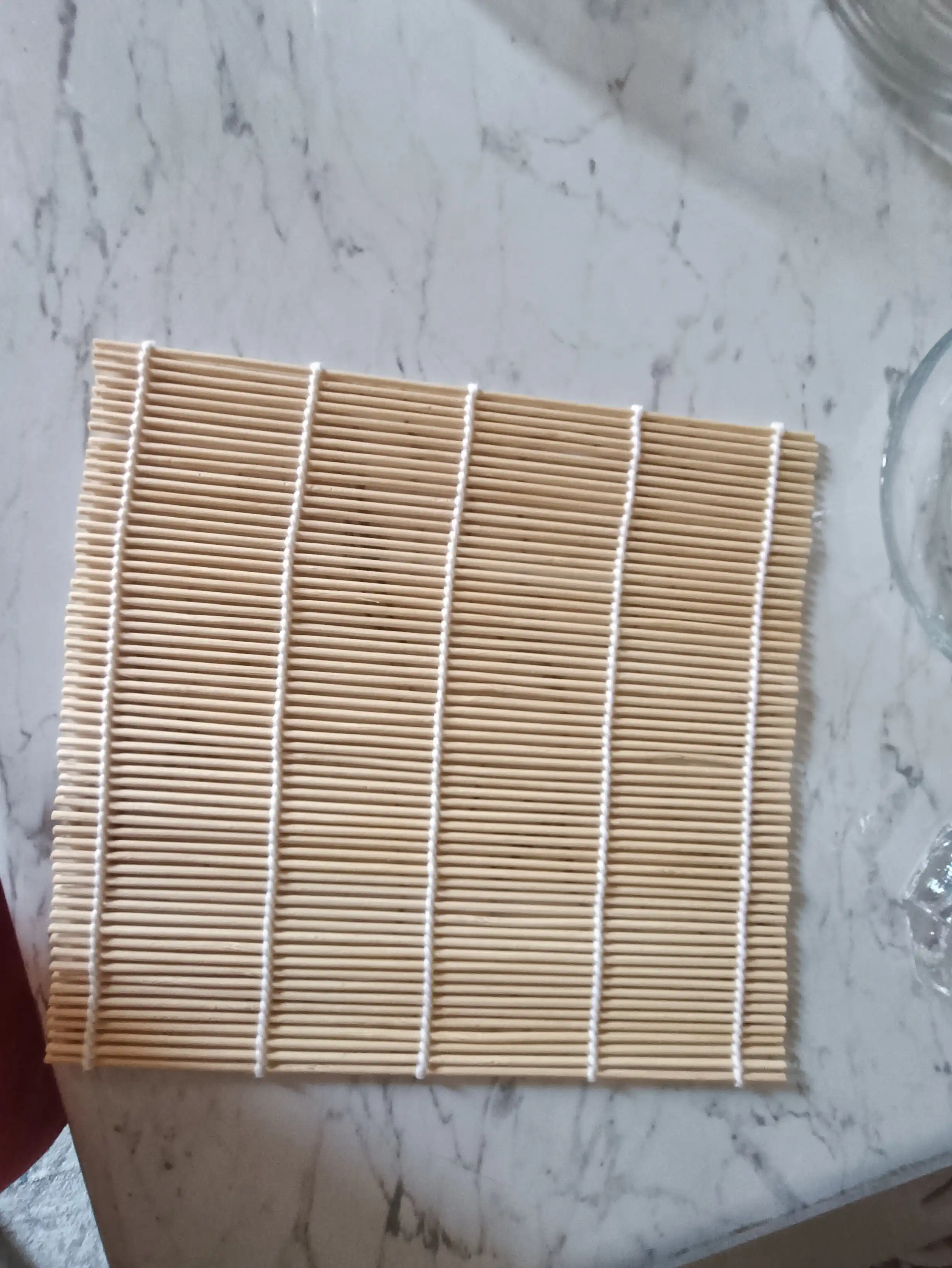 Bambukli gilamcha sushi va rollar uchun, 24 * 24 sm